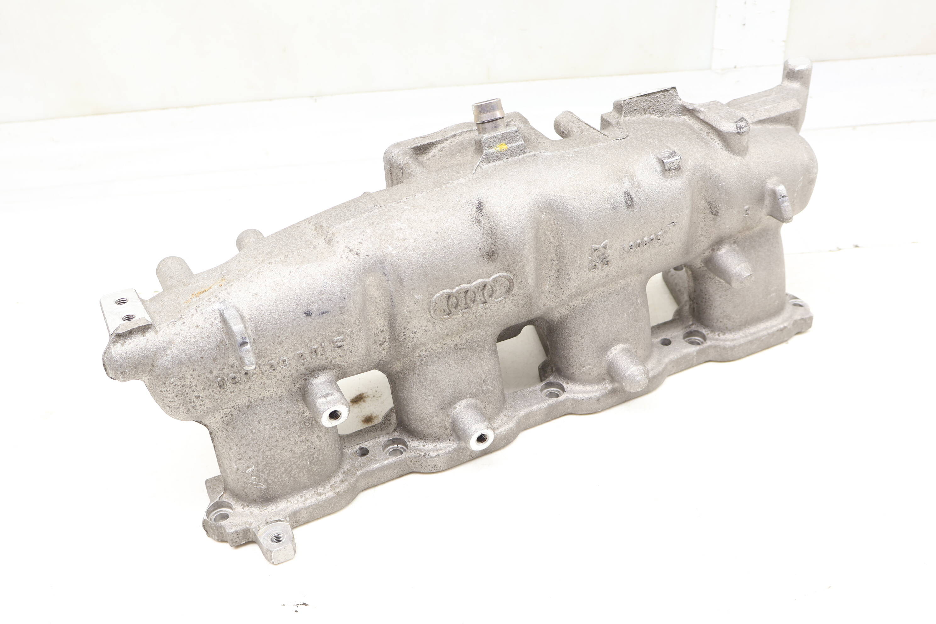 Intake Manifold 06H133201S