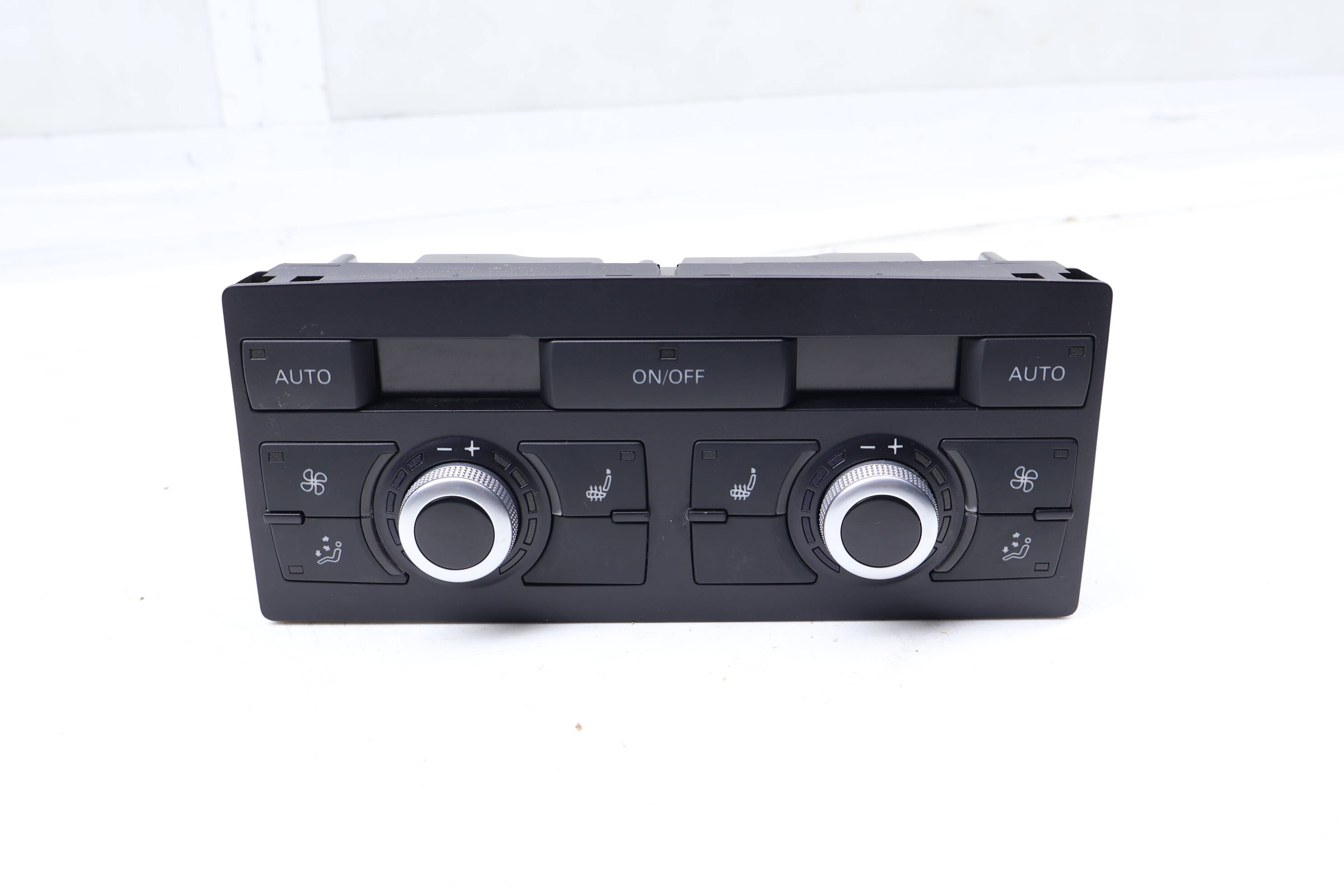 Ac Climate Control / Temp Unit 4L0919158AE