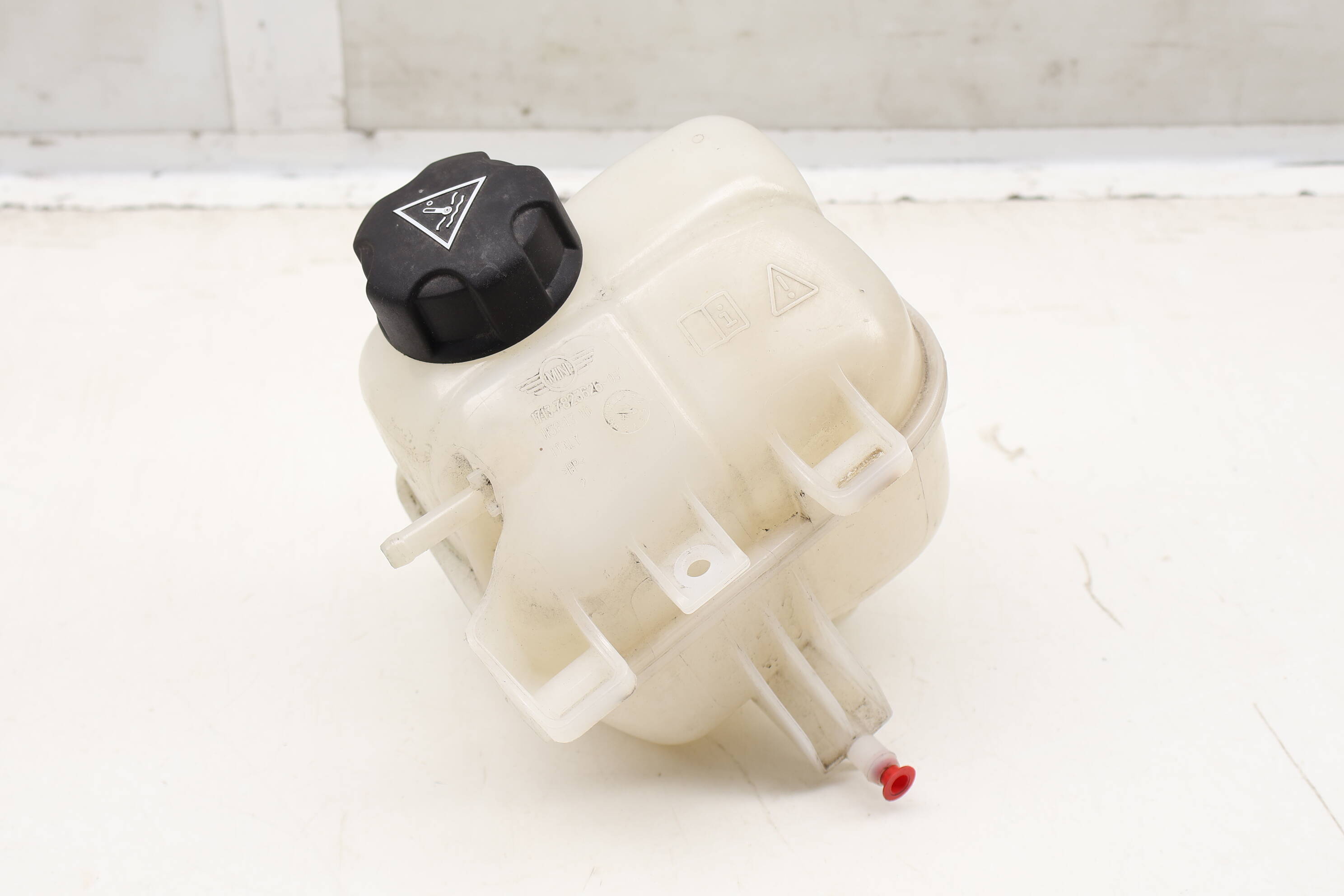 Coolant Reservoir / Tank / Bottle 17137823626