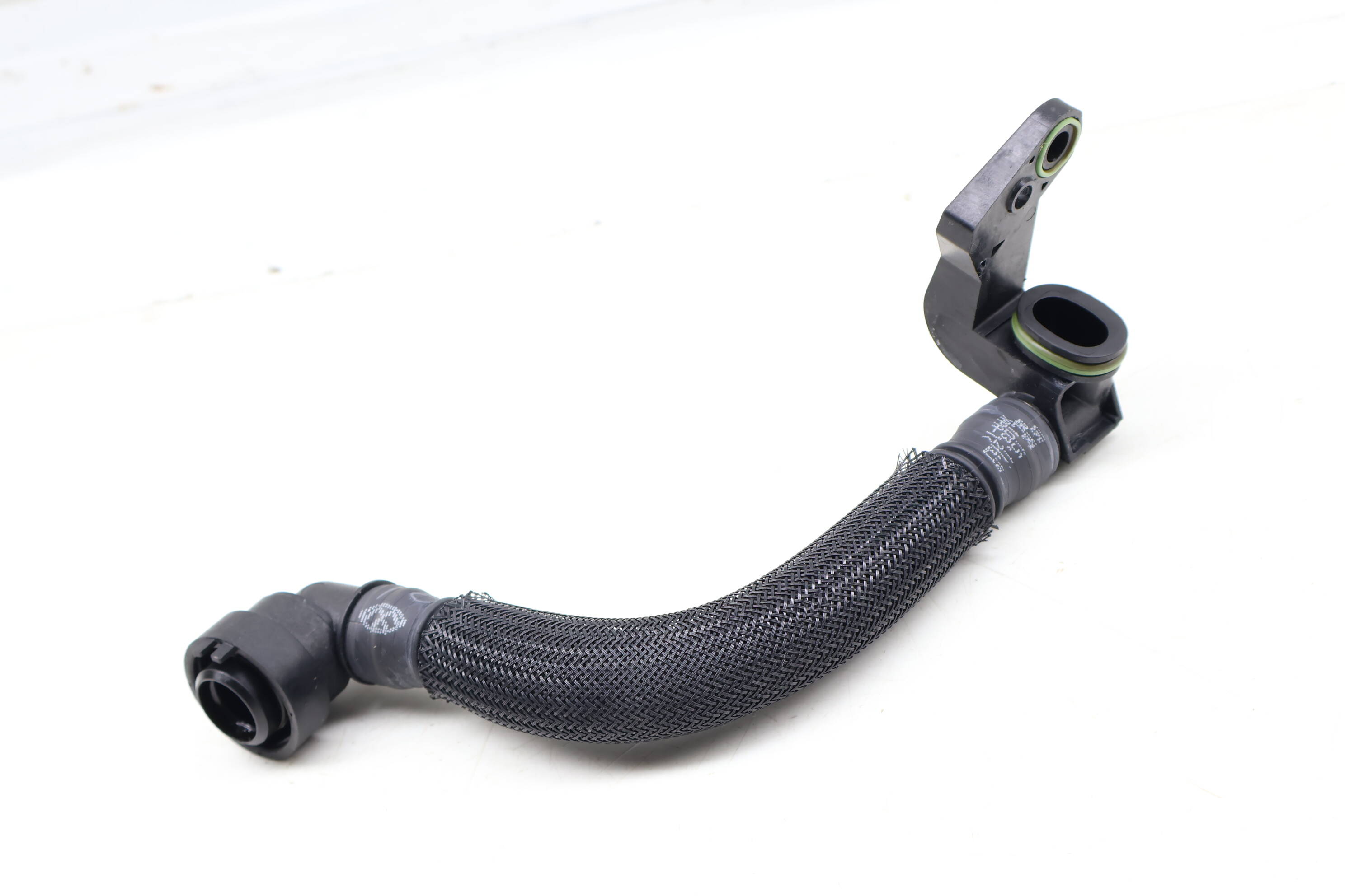Engine Breather Hose / Vent Tube 06L103213J