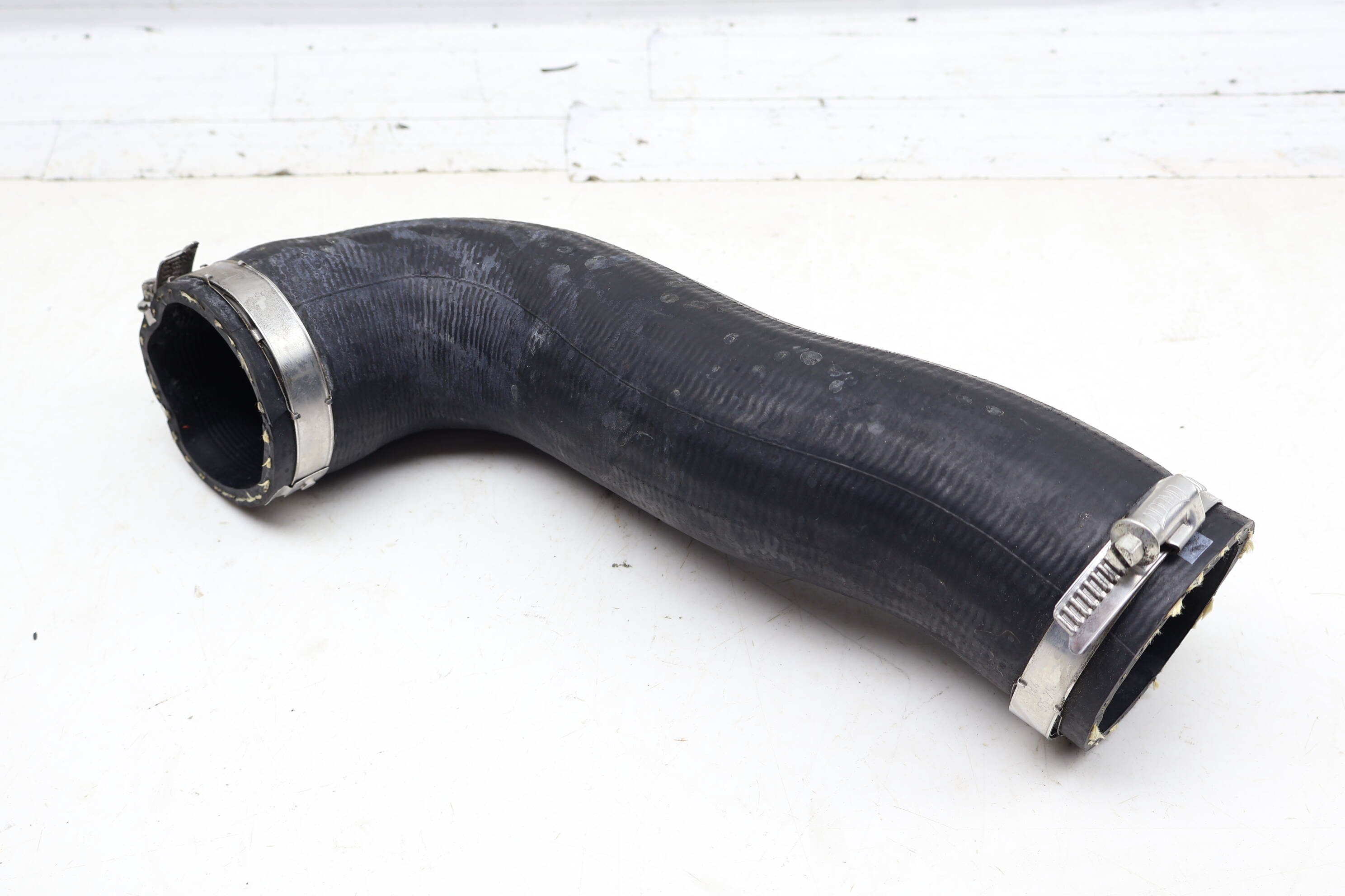 Turbo Intercooler Hose / Tube 5WA145832C