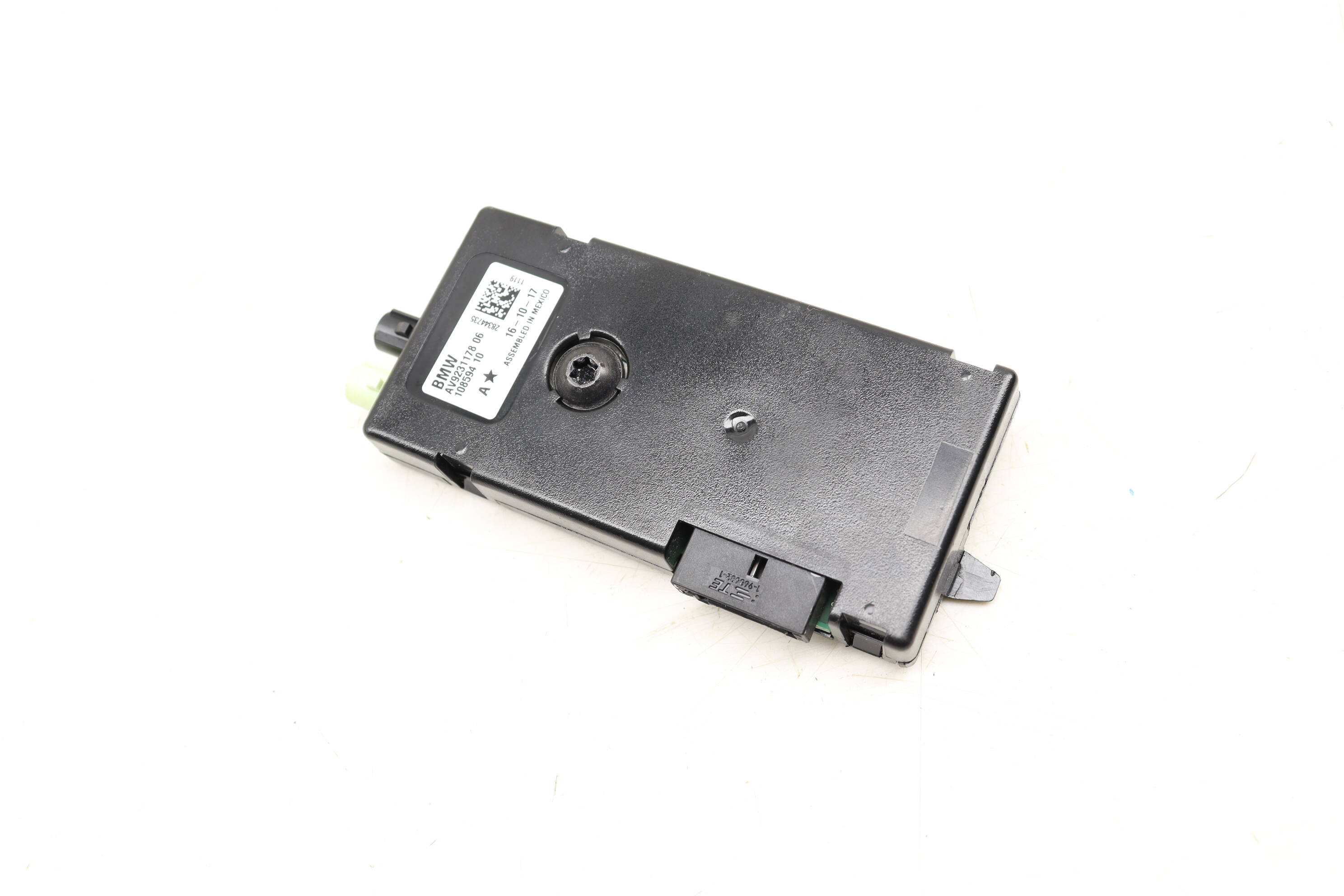 Antenna&#x20;Booster&#x20;&#x2F;&#x20;Amplifier&#x20;&#x28;Am&#x2F;Fm&#x29;&#x20;65209231178