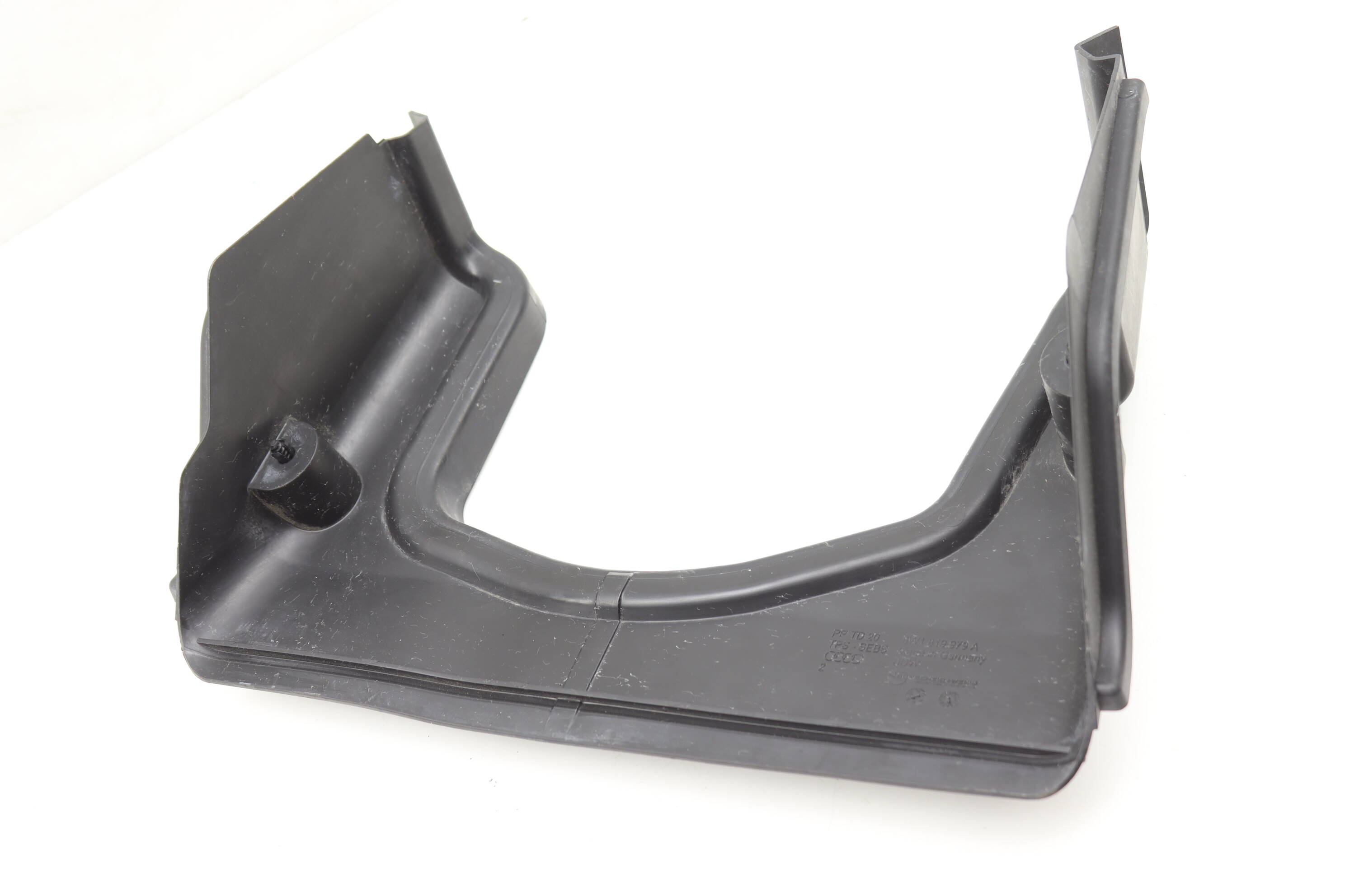 Rain Channel / Cabin Air Filter Cover 8W1819979A