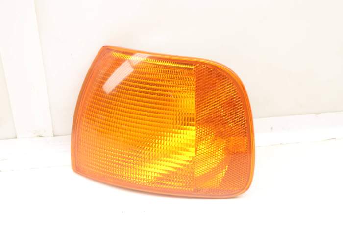 Turn Signal / Side Light 7D0953041E main product photo