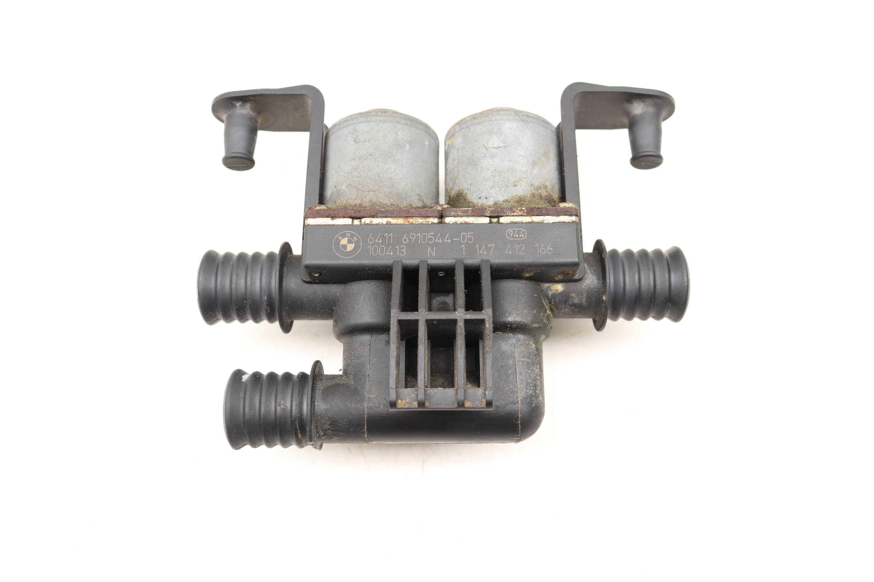 Heater / Water Control Valve 64116910544