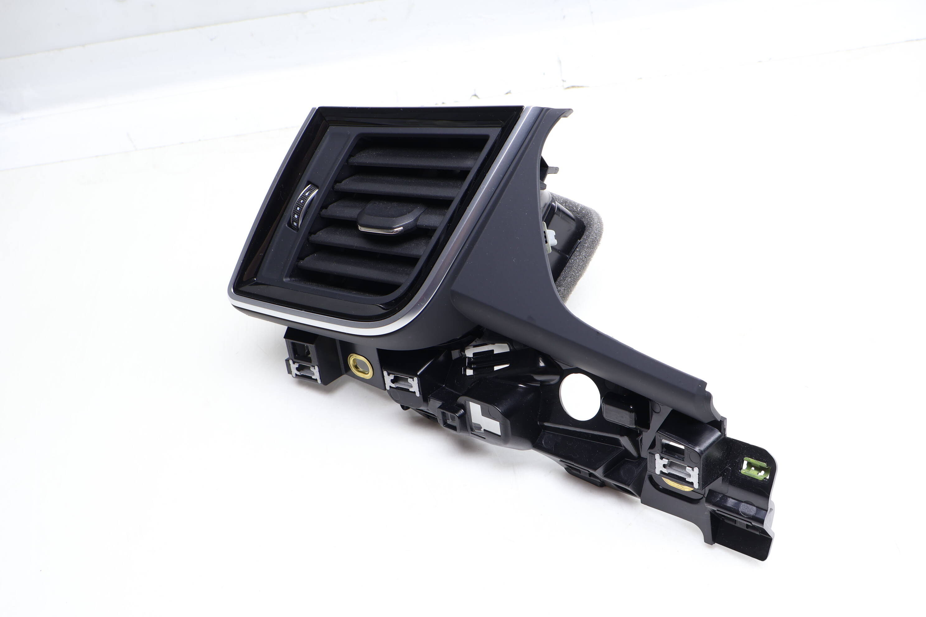 Dash Air Vent W/ Trim 80B820901F