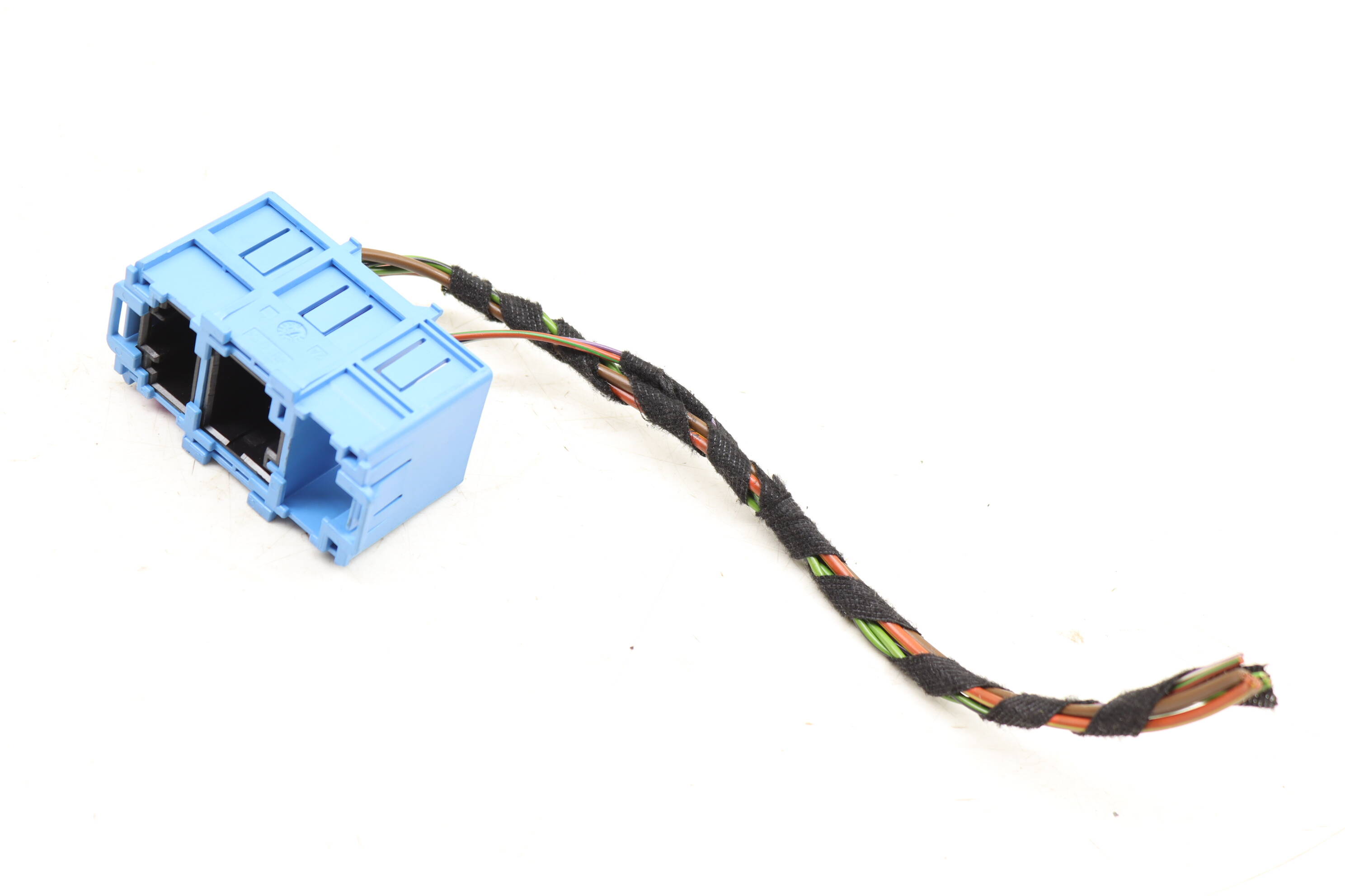 B Pillar Wiring Connector / Pigtail 7PP937545 97061011900