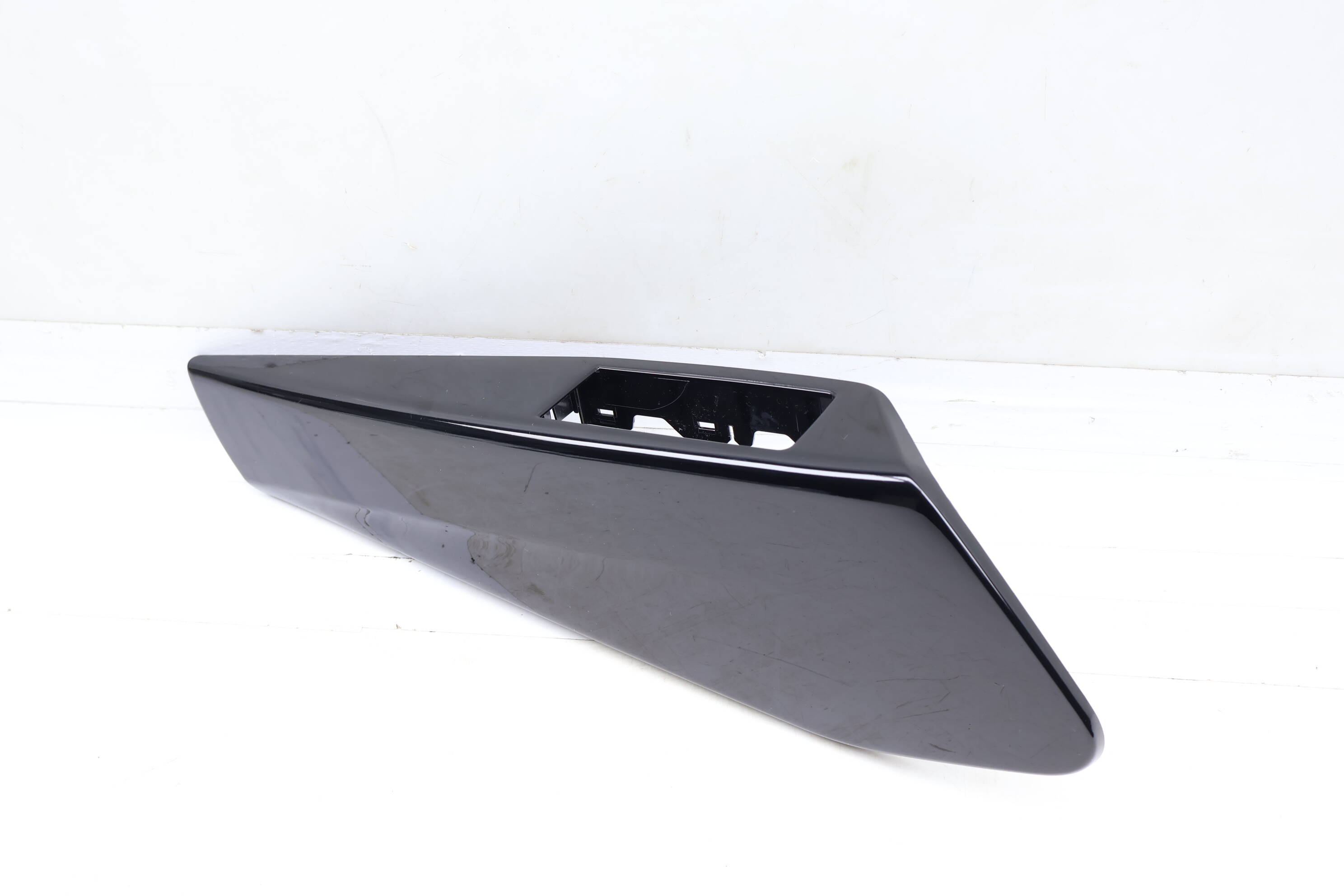 Door Panel Trim Cover / Armrest 11K867197