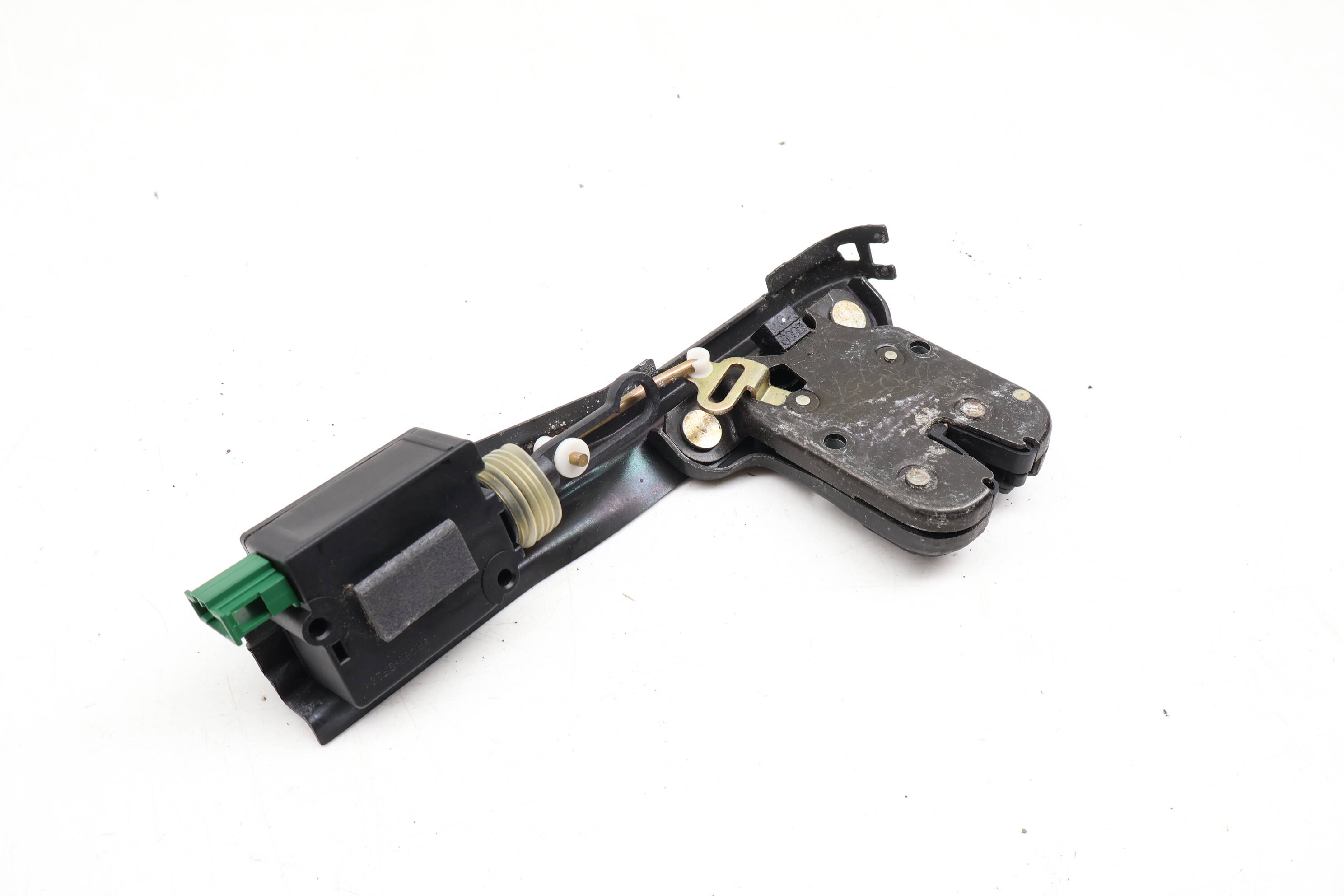 Trunk Hatch Lock / Latch 8N0827505E