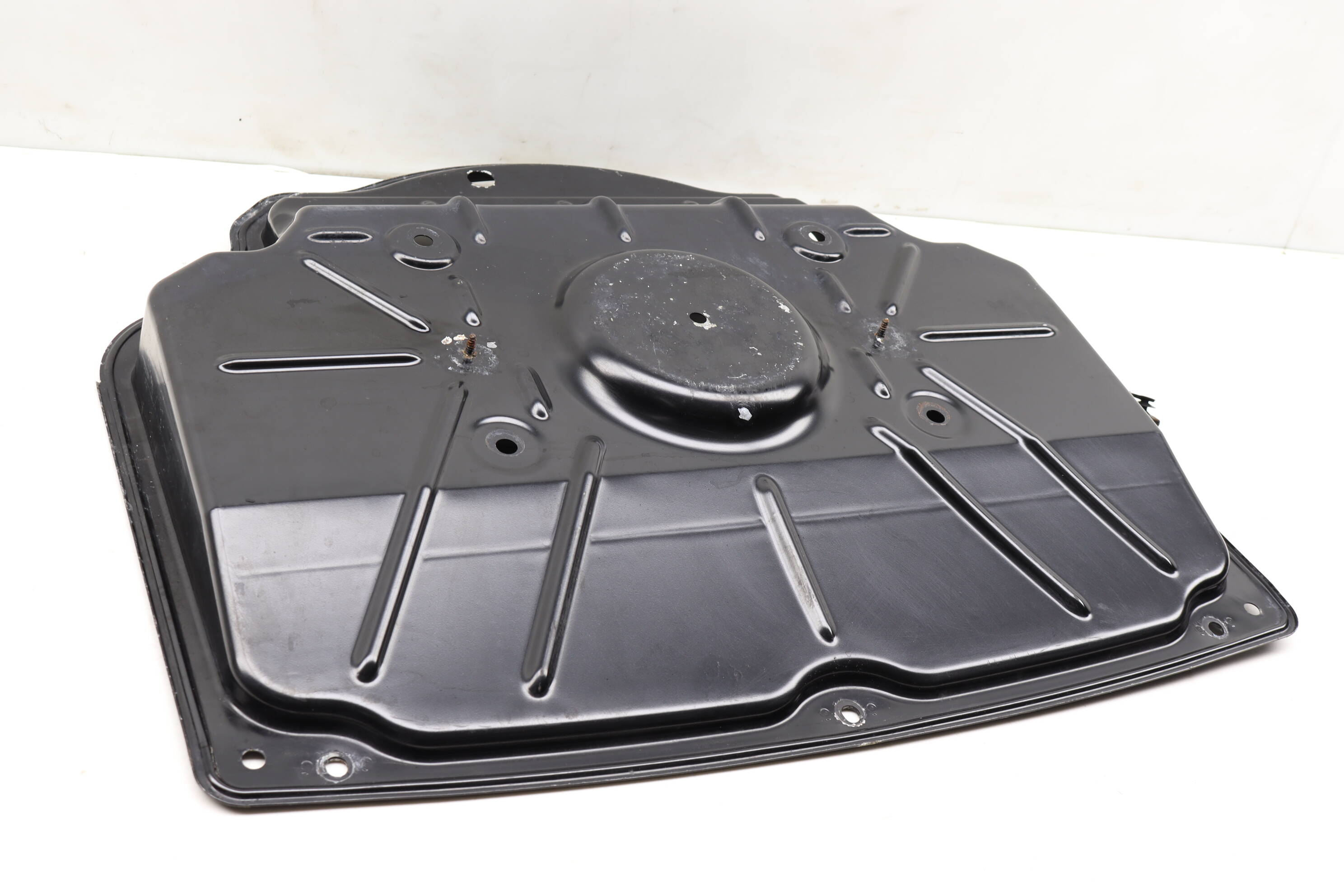 Def / Diesel Exhaust Fluid Tank Retaining Plate 7P6131978B