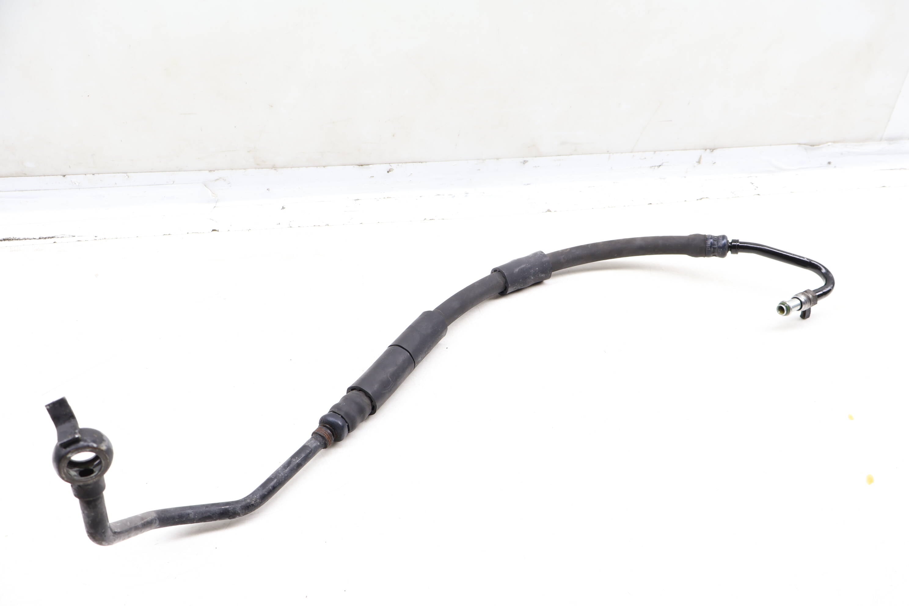 Power Steering Hose / Line 7L8422893CF