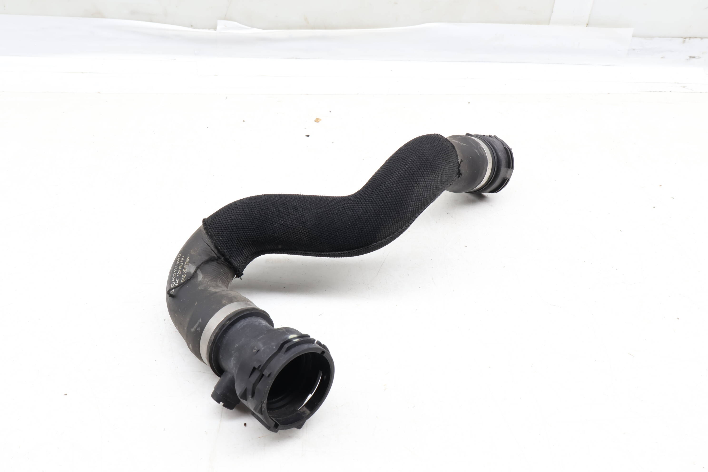 Lower Radiator Coolant Hose / Line 4G0121049Q