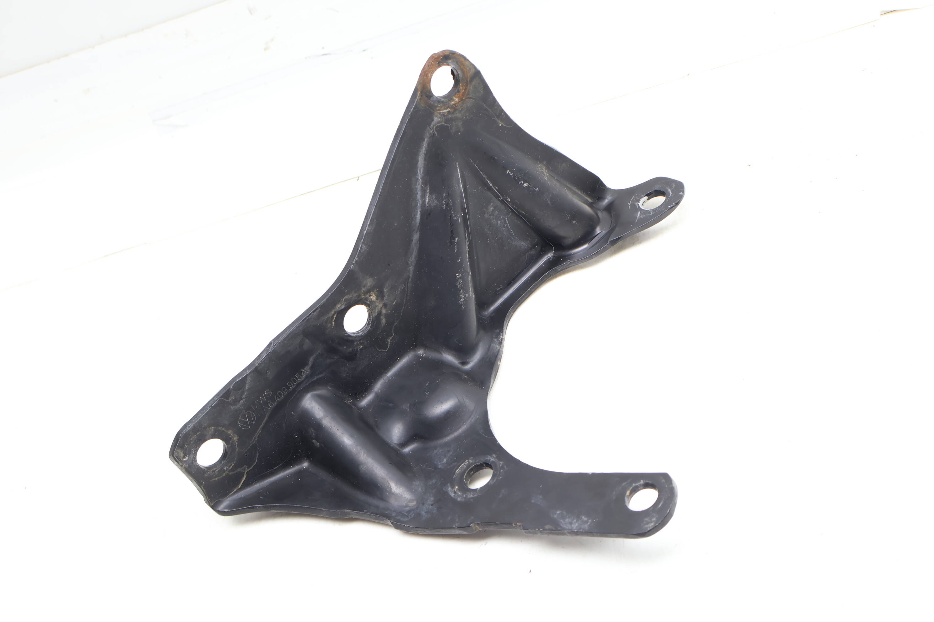 Transmission Carrier / Bracket 0A6409905A