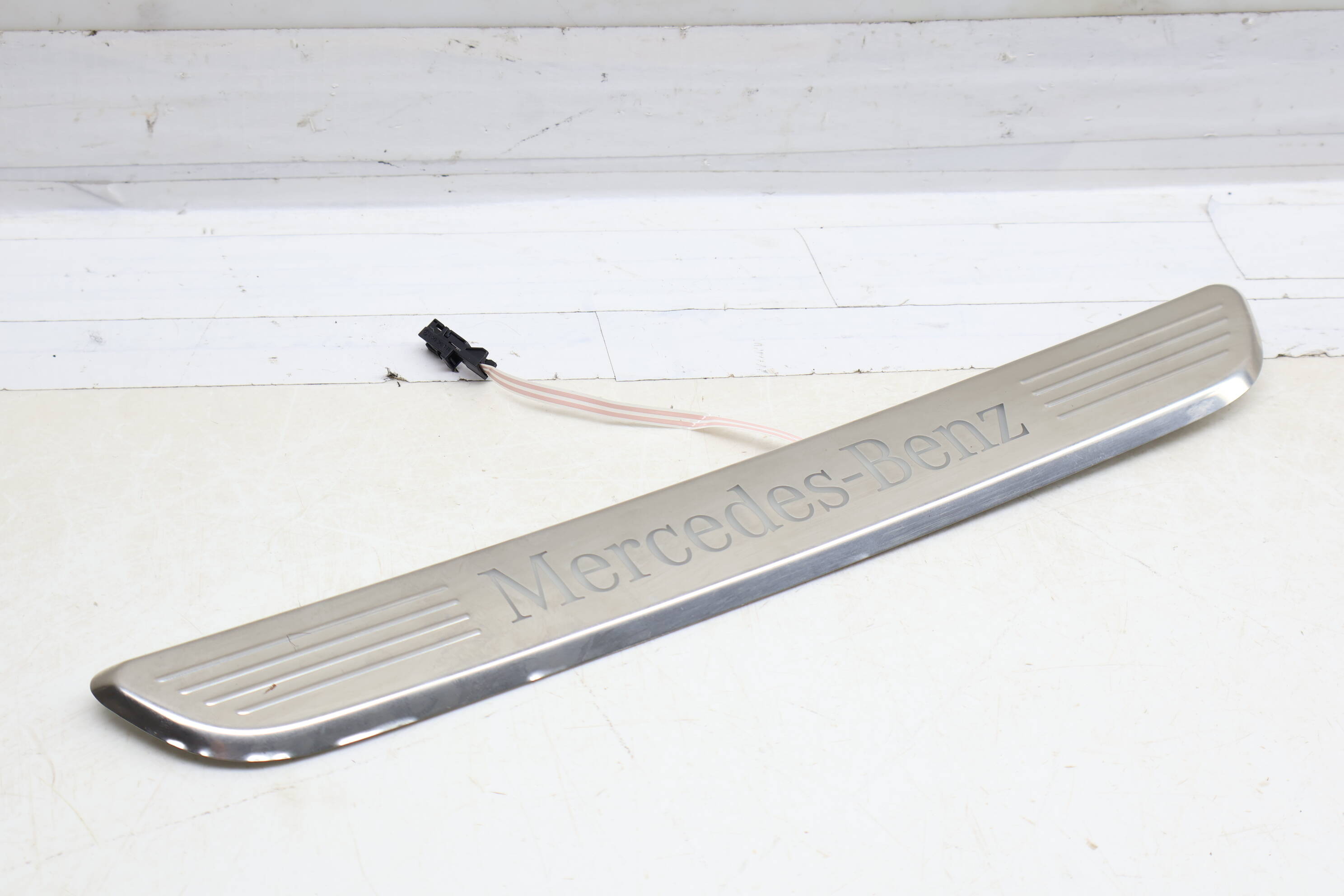 Door Sill / Scuff Panel / Light Bar (Mercedes Benz) 2056802135