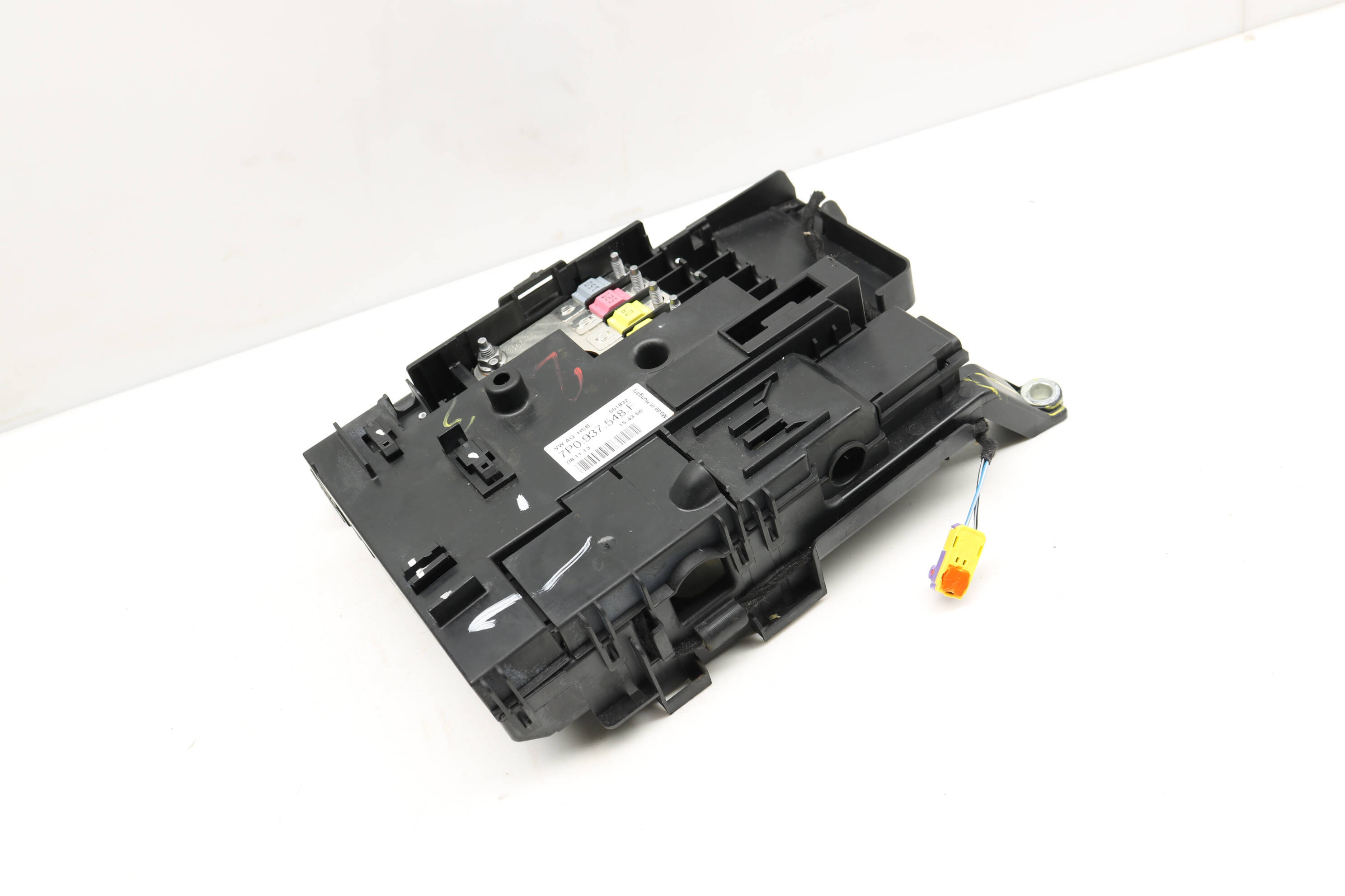 Main Fuse Box 7P0937548F