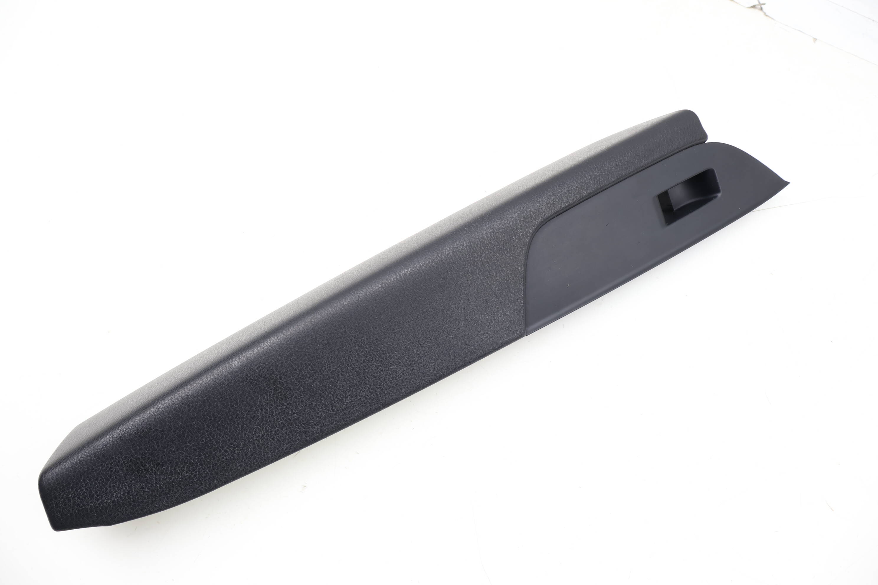 Door Armrest / Switch Trim 7P1868170A