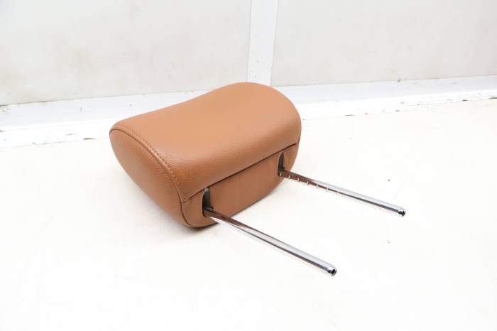 Seat Headrest / Head Rest 52103410157 main product photo