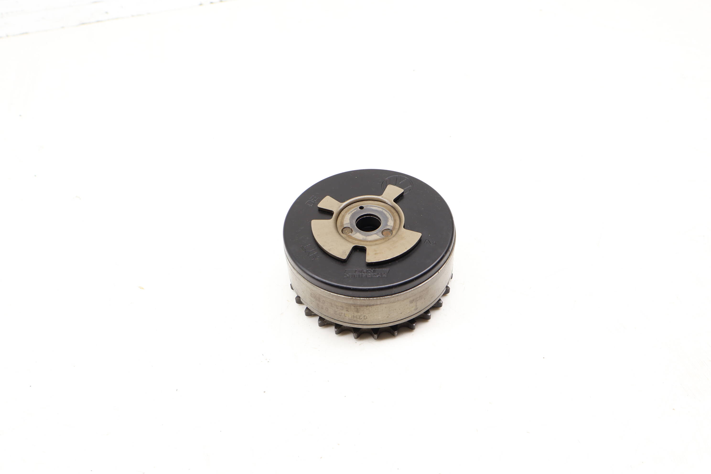 Exhaust Cam / Camshaft Adjuster Gear 03H109088E 95810505200
