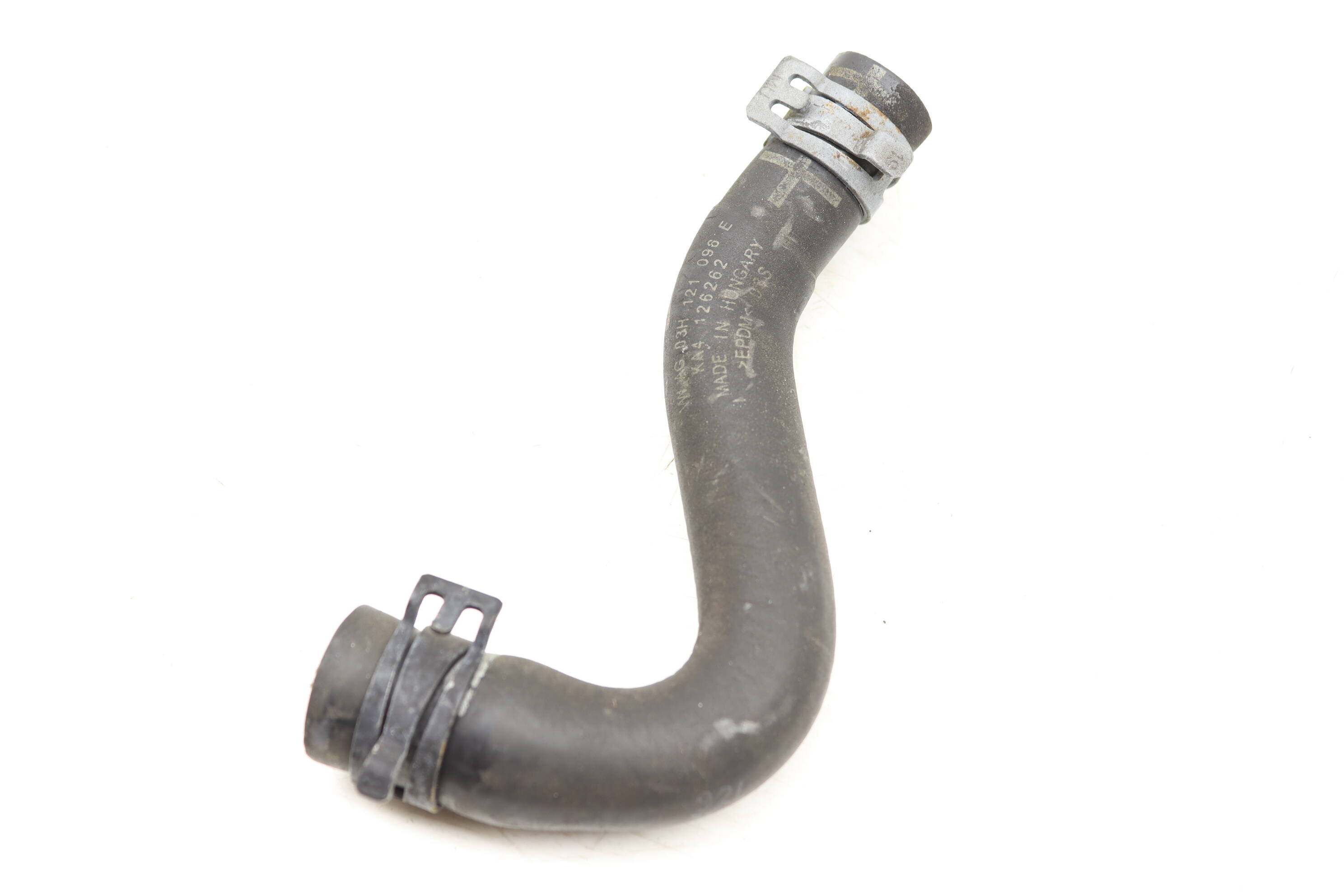 Engine Oil Cooler / Coolant Hose 03H121096E 95810669650