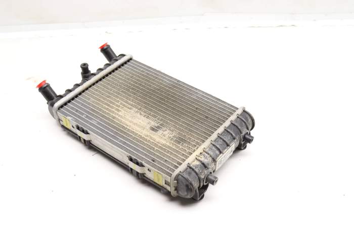 Auxiliary / Secondary Radiator 4M0121212D main product photo