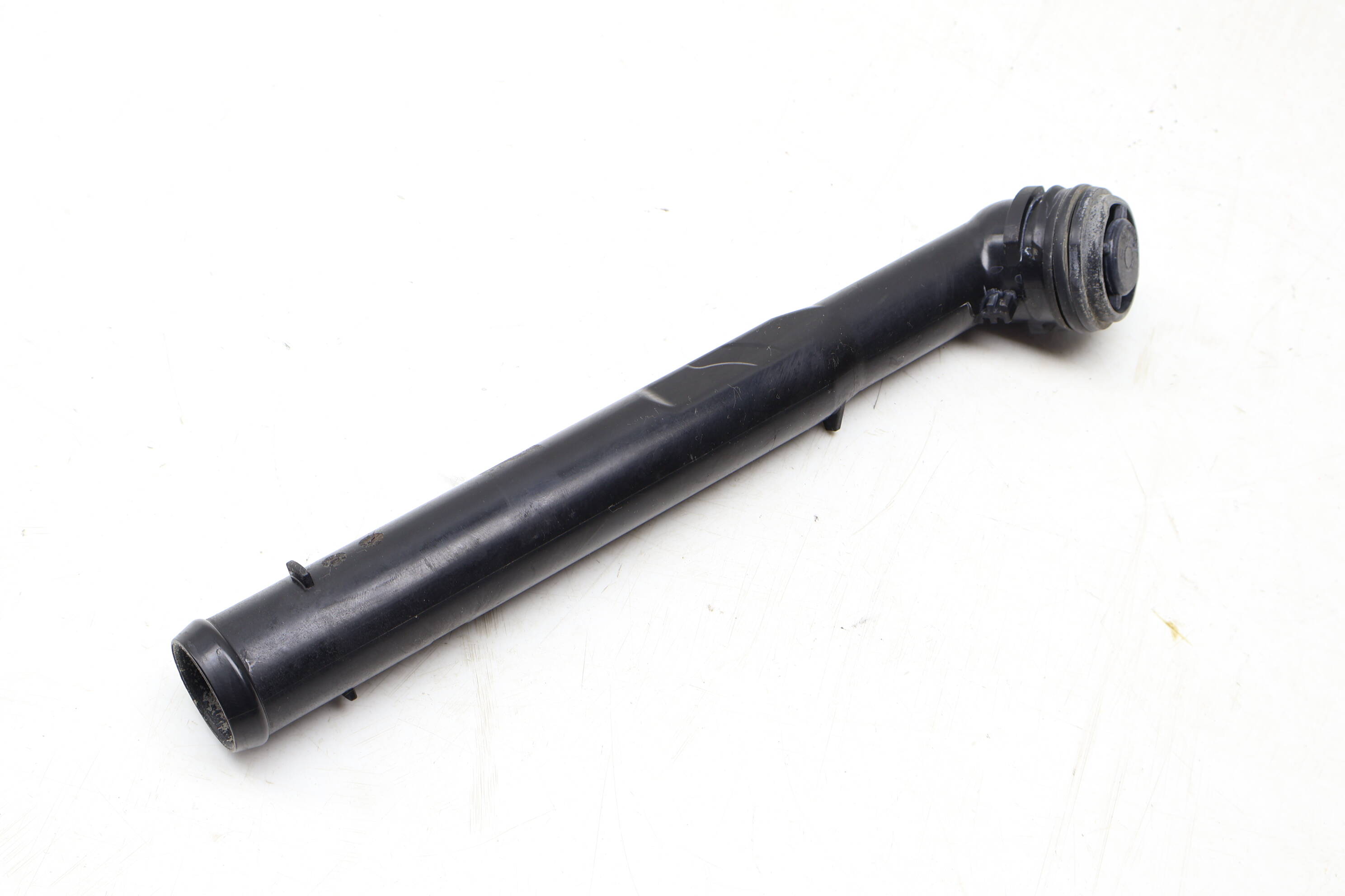 Thermostat Coolant Hose / Tube 2742000715