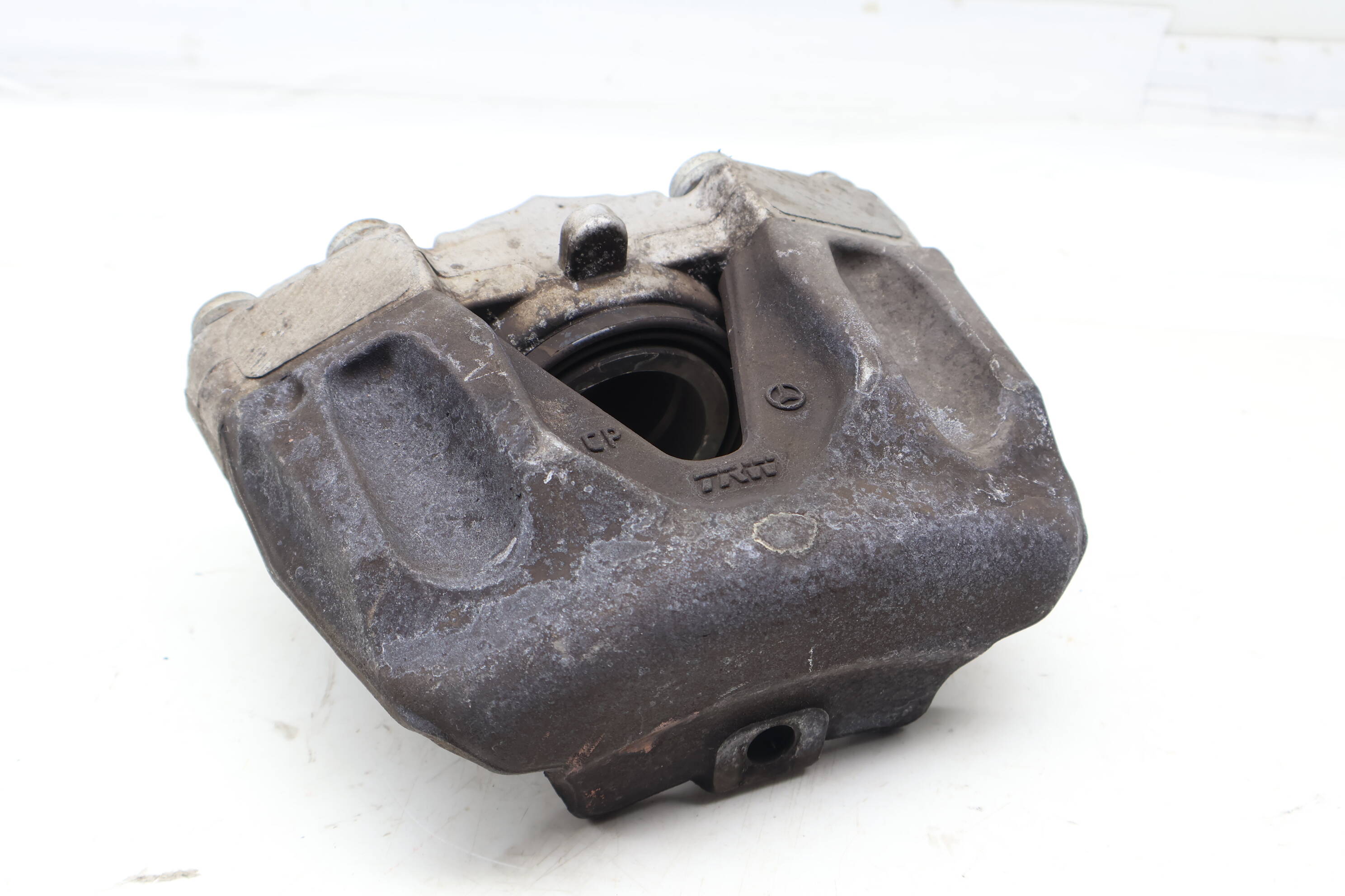 Brake Caliper 2044213181