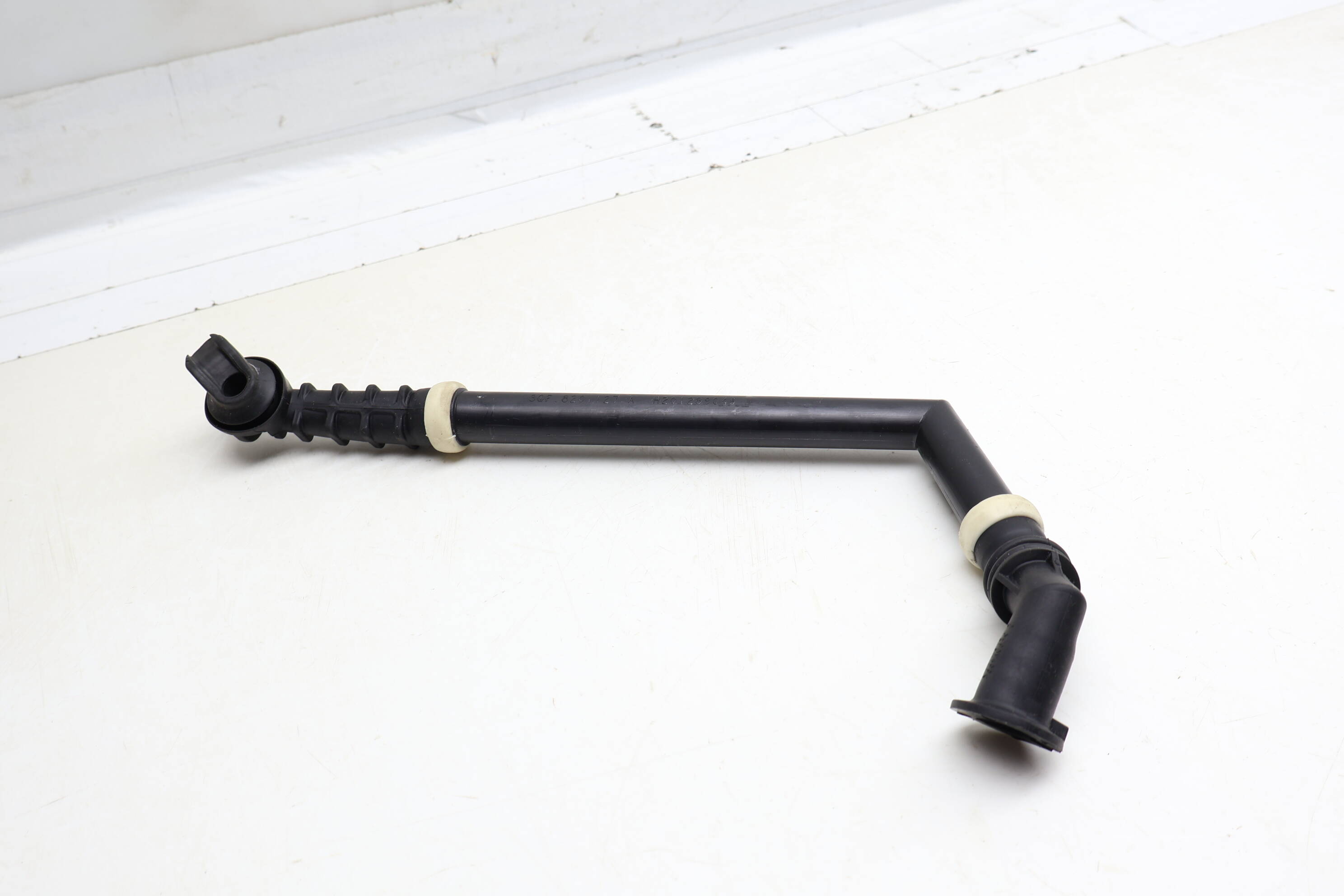 Hvac Evaporator Drain Hose / Line 3QF820127