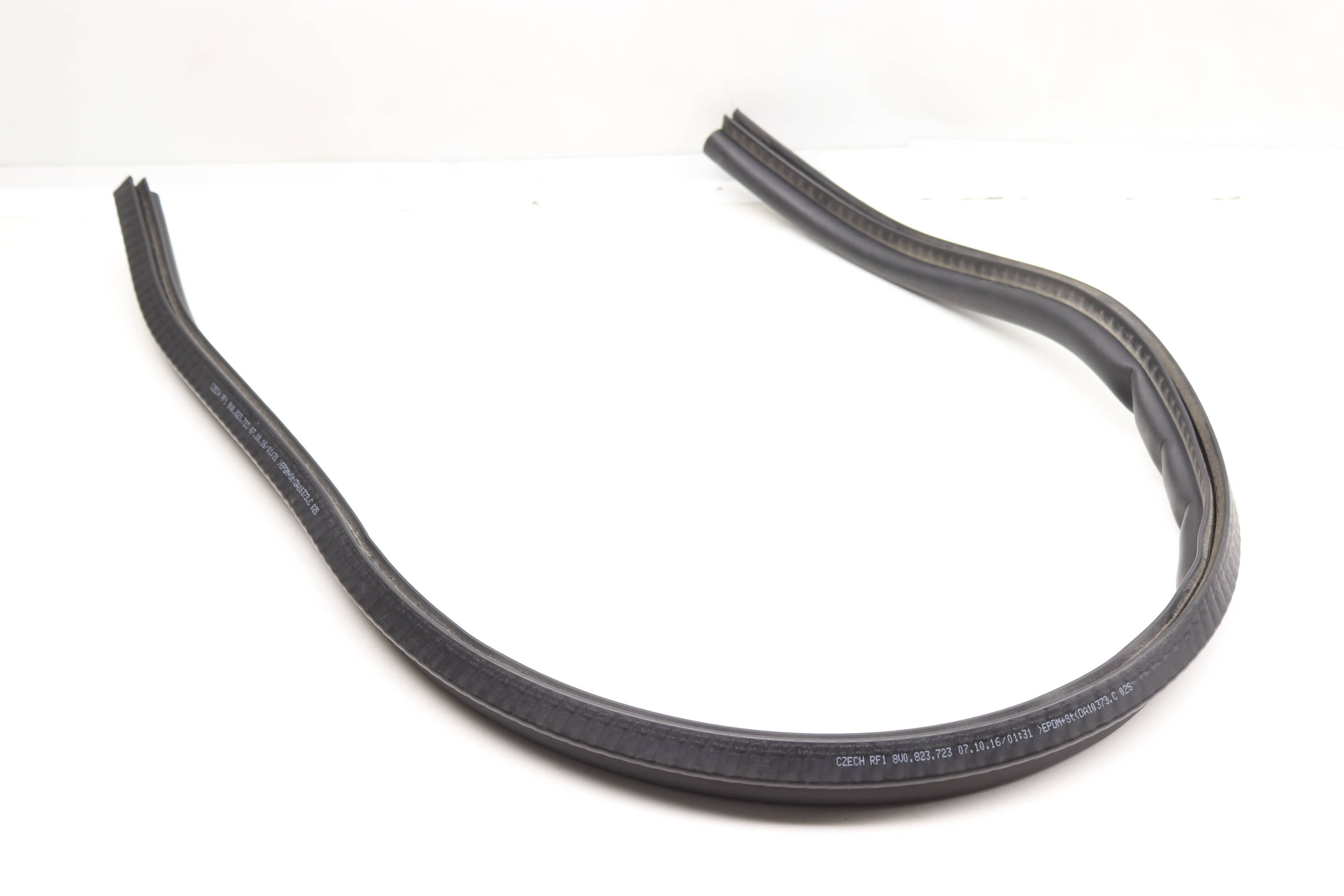 Rain Tray Seal / Hood Weather Stripping 8V0823723