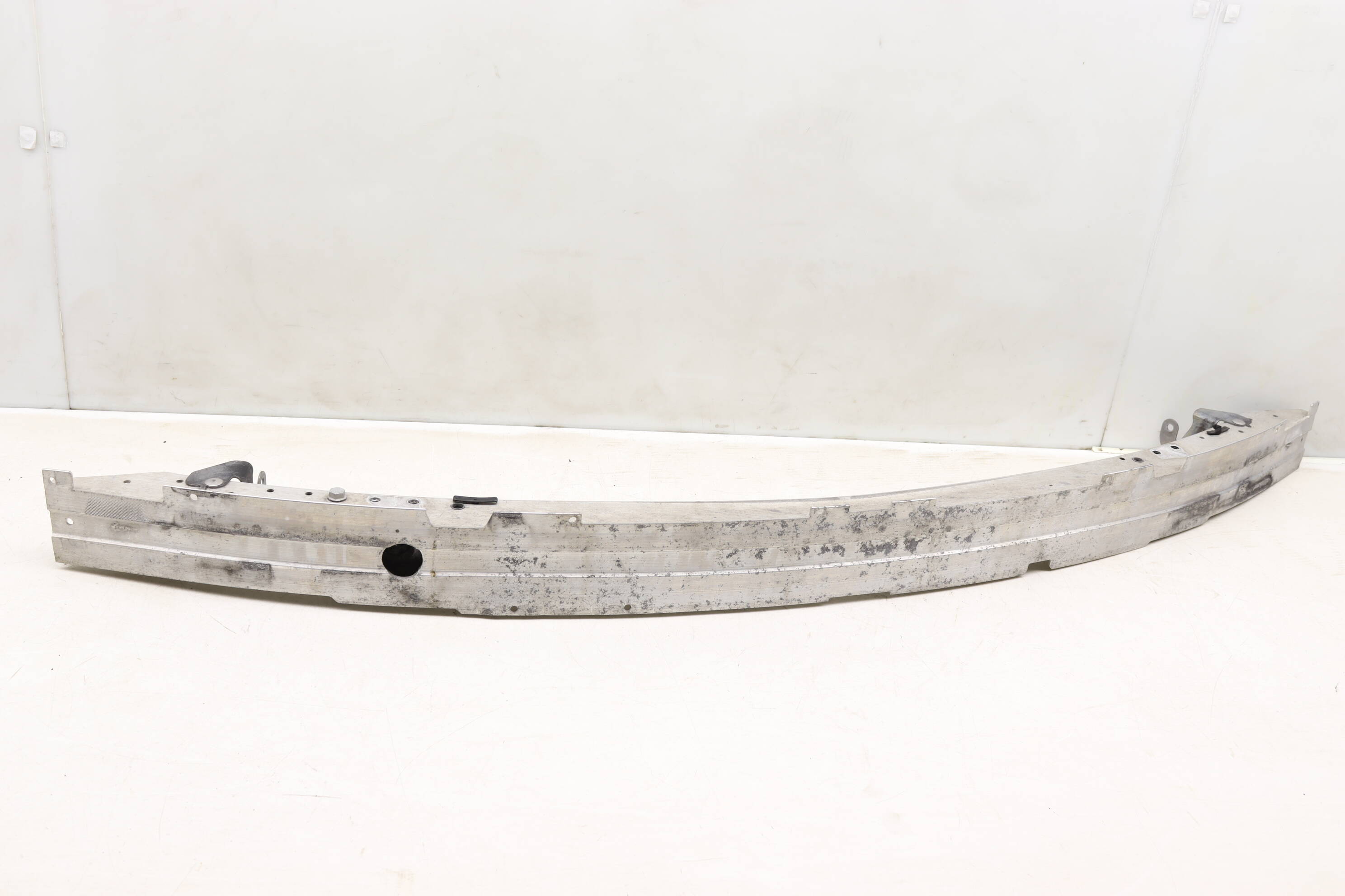 Bumper&#x20;Reinforcement&#x20;Bar&#x20;&#x2F;&#x20;Impact&#x20;Beam&#x20;51647333144