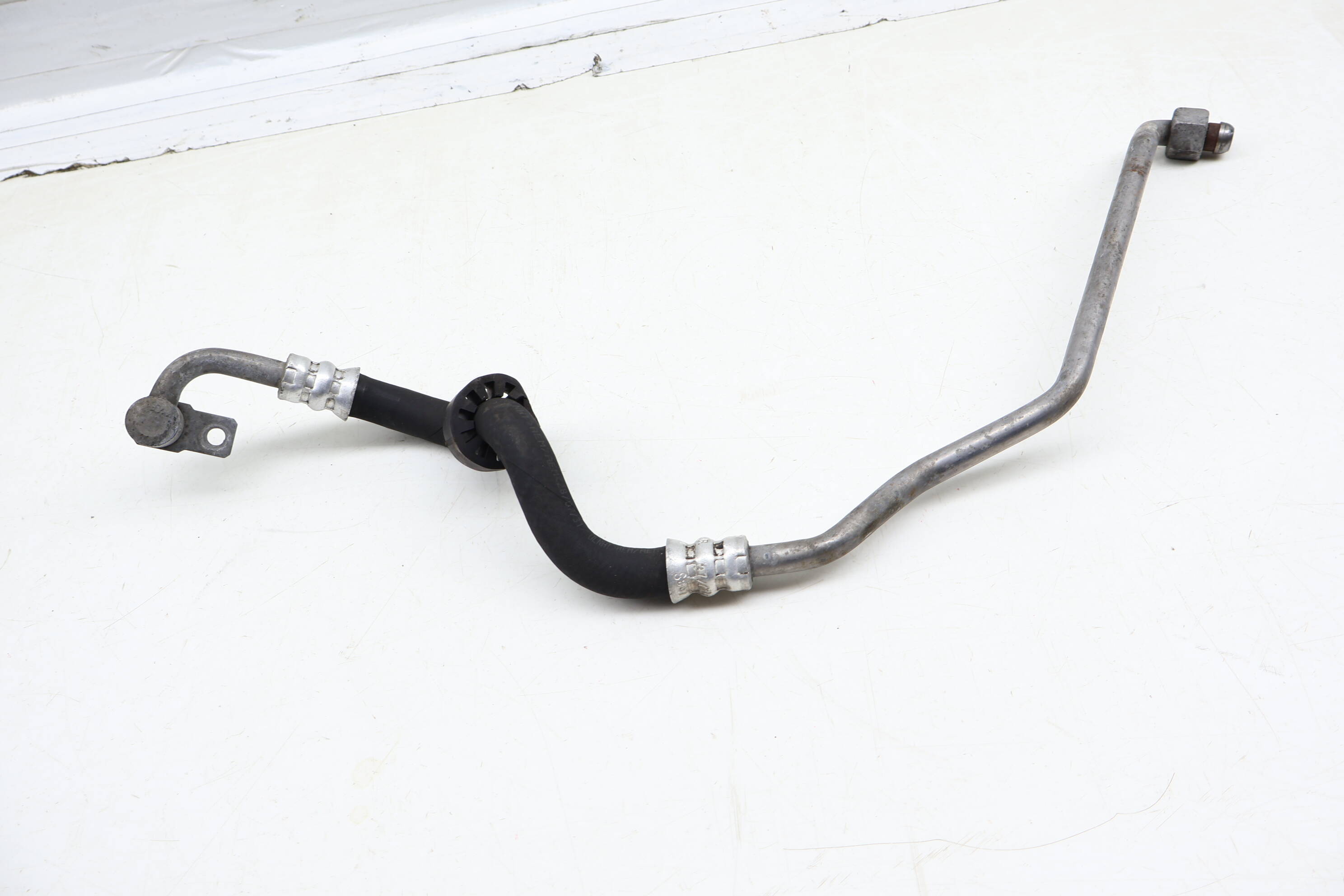 Transmission Oil Cooler Line / Pipe 4E0317821M