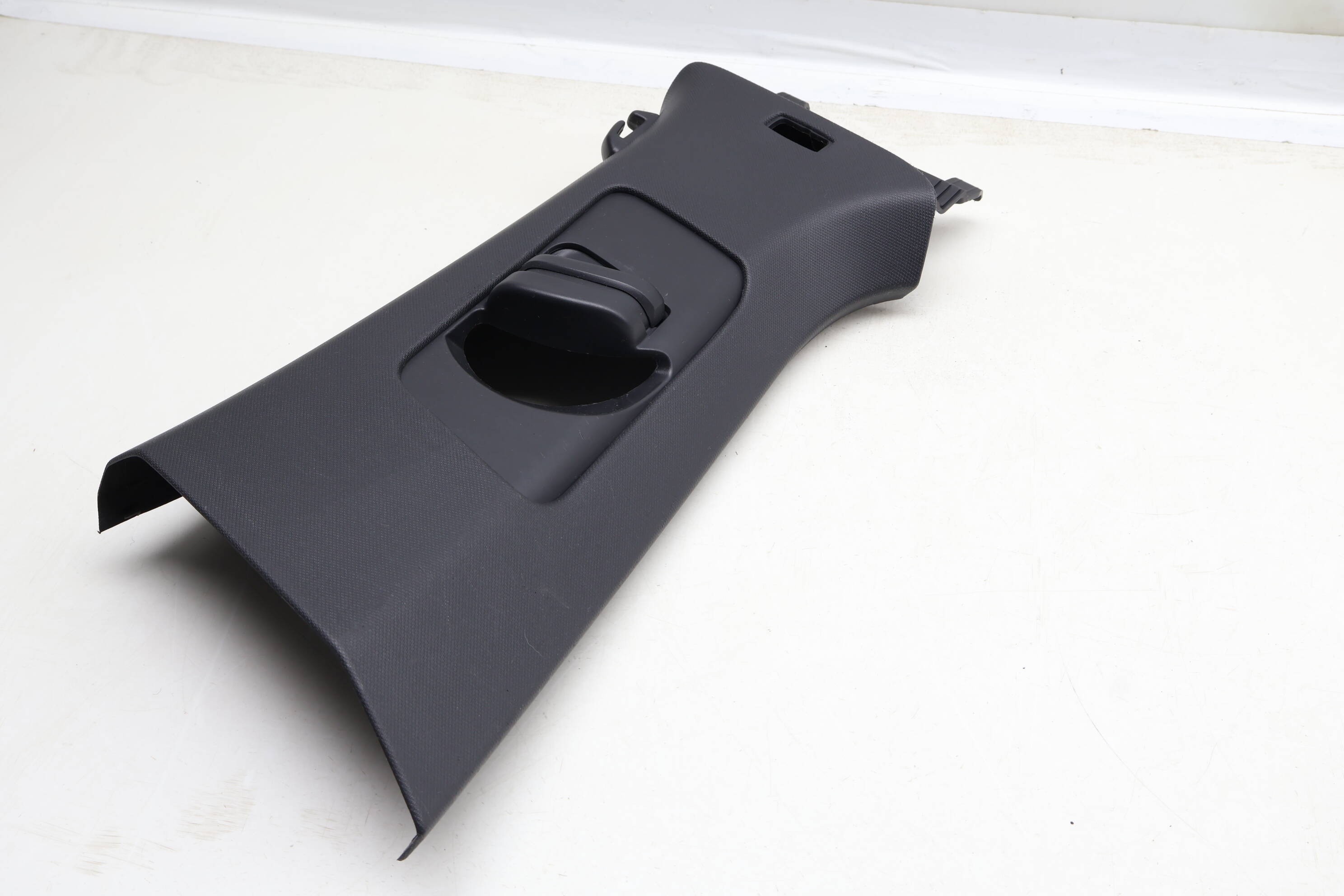 Upper B Pillar Trim / Panel 17A867243D