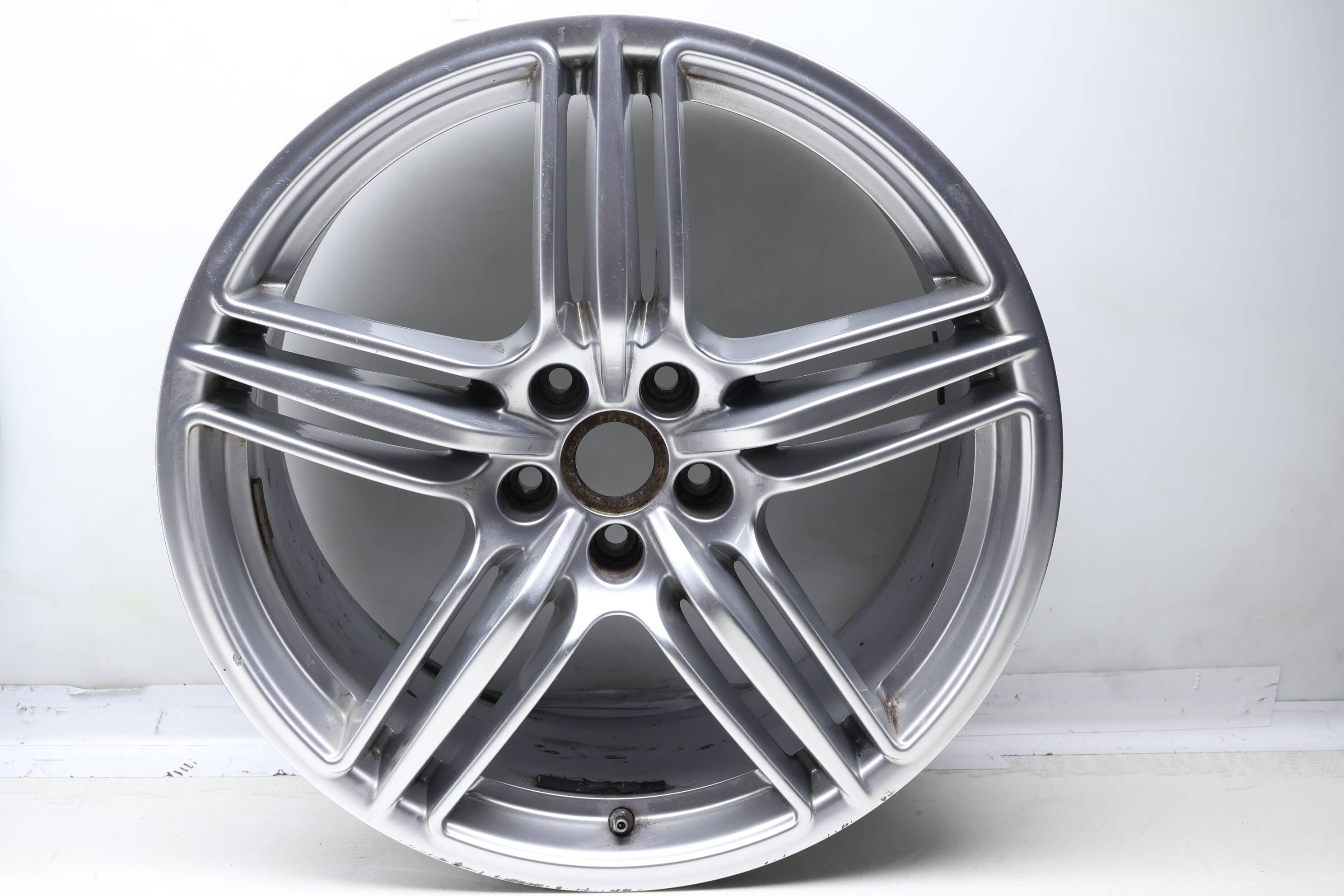 19" Inch Alloy Rim / Wheel (5 Triple Spoke) 95B601025BD