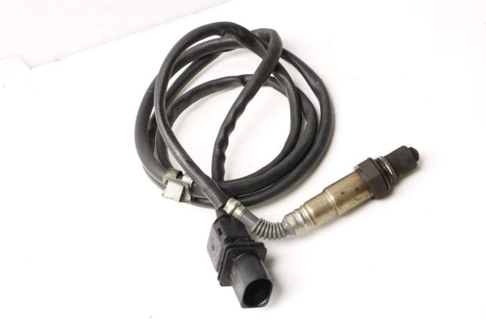 O2 / Oxygen Sensor 11787557756 main product photo