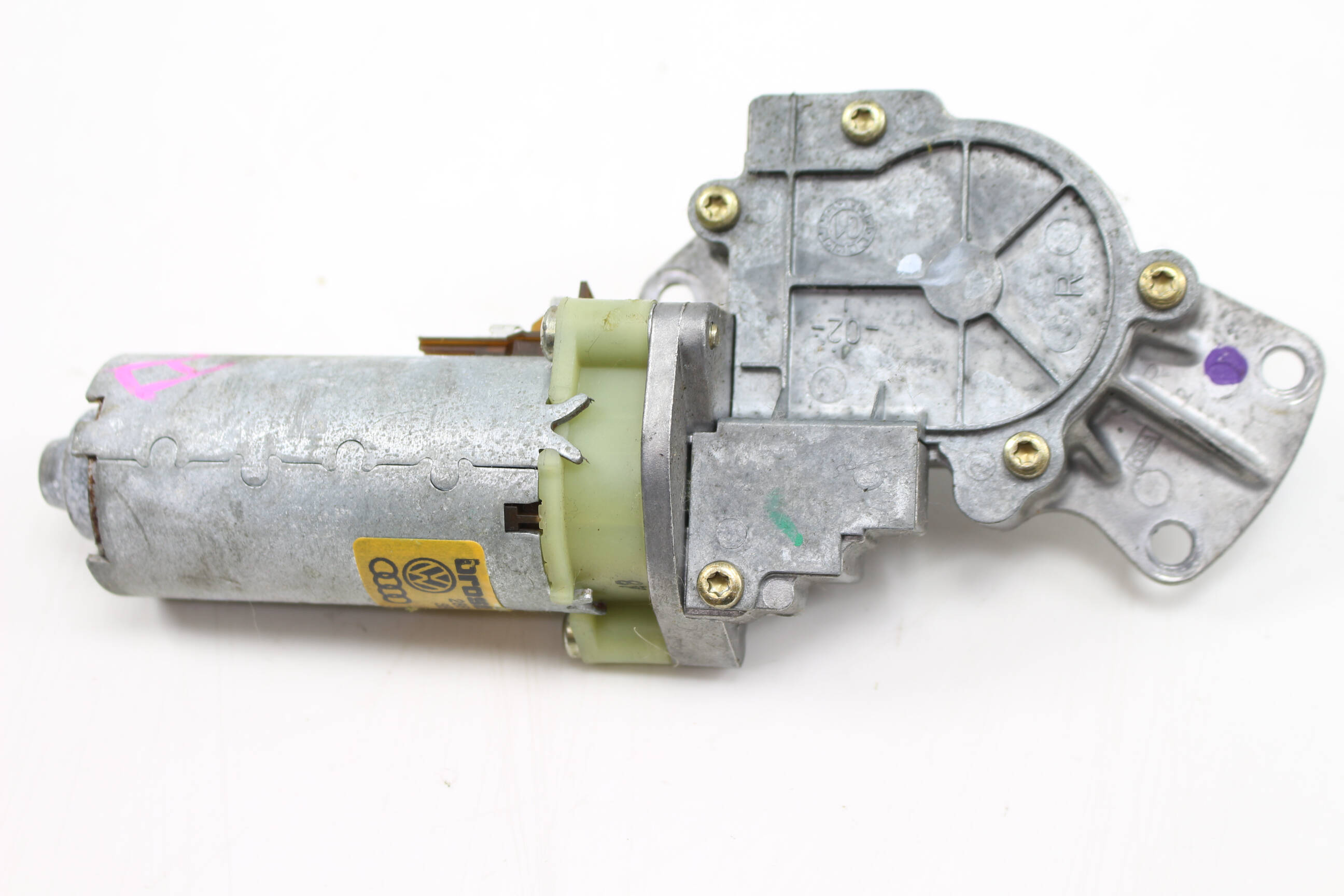 Front Tilt Seat Motor W/ Transmission 3B0959761P