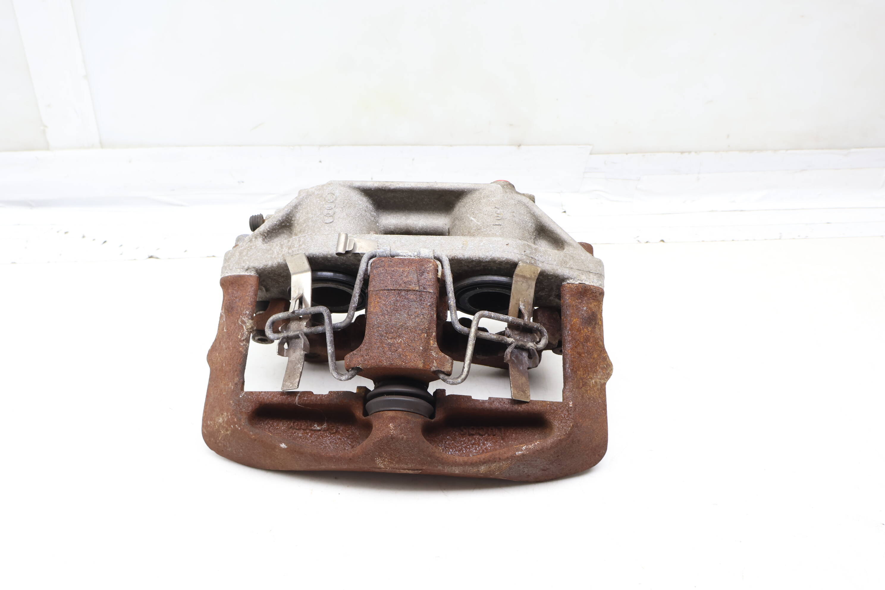 Brake Caliper W/ Carrier 4B0615107B