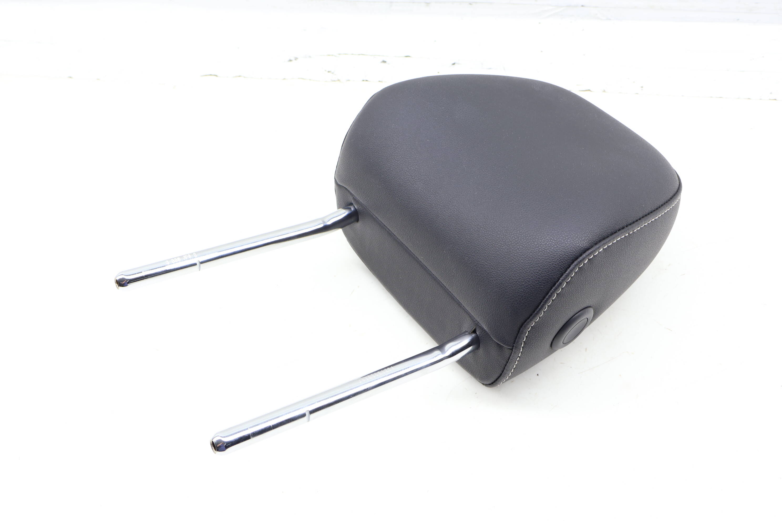 Seat Headrest / Head Rest 3CN881901F