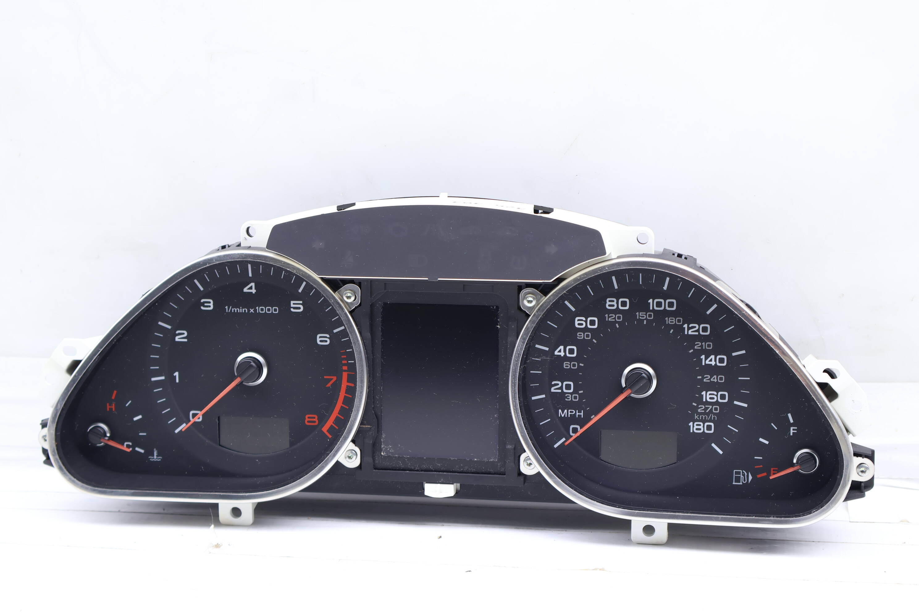 Instrument Cluster / Speedometer 4L0920984C