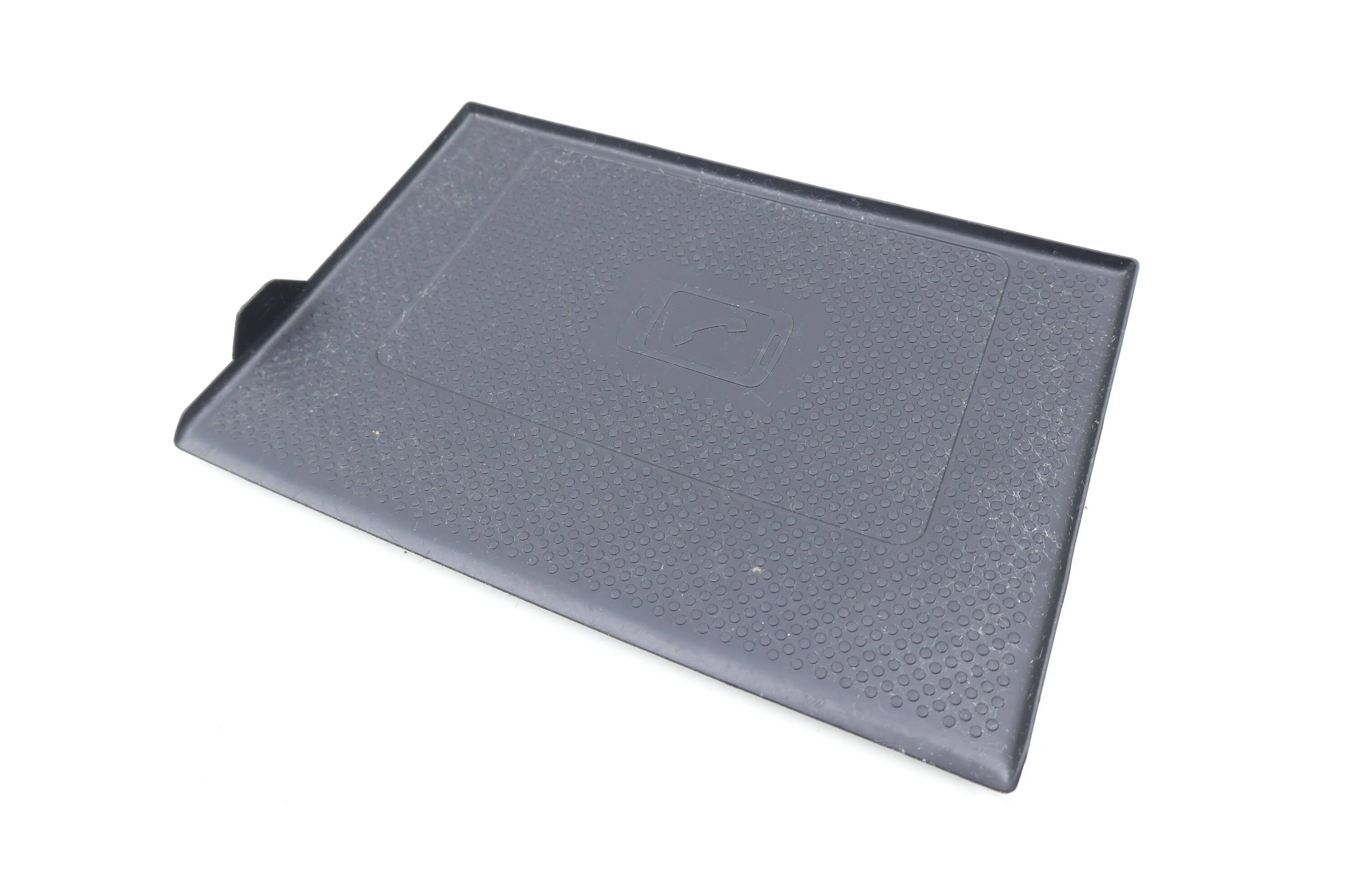Dash Storage Tray Wireless Charging Rubber Insert 3CM857105