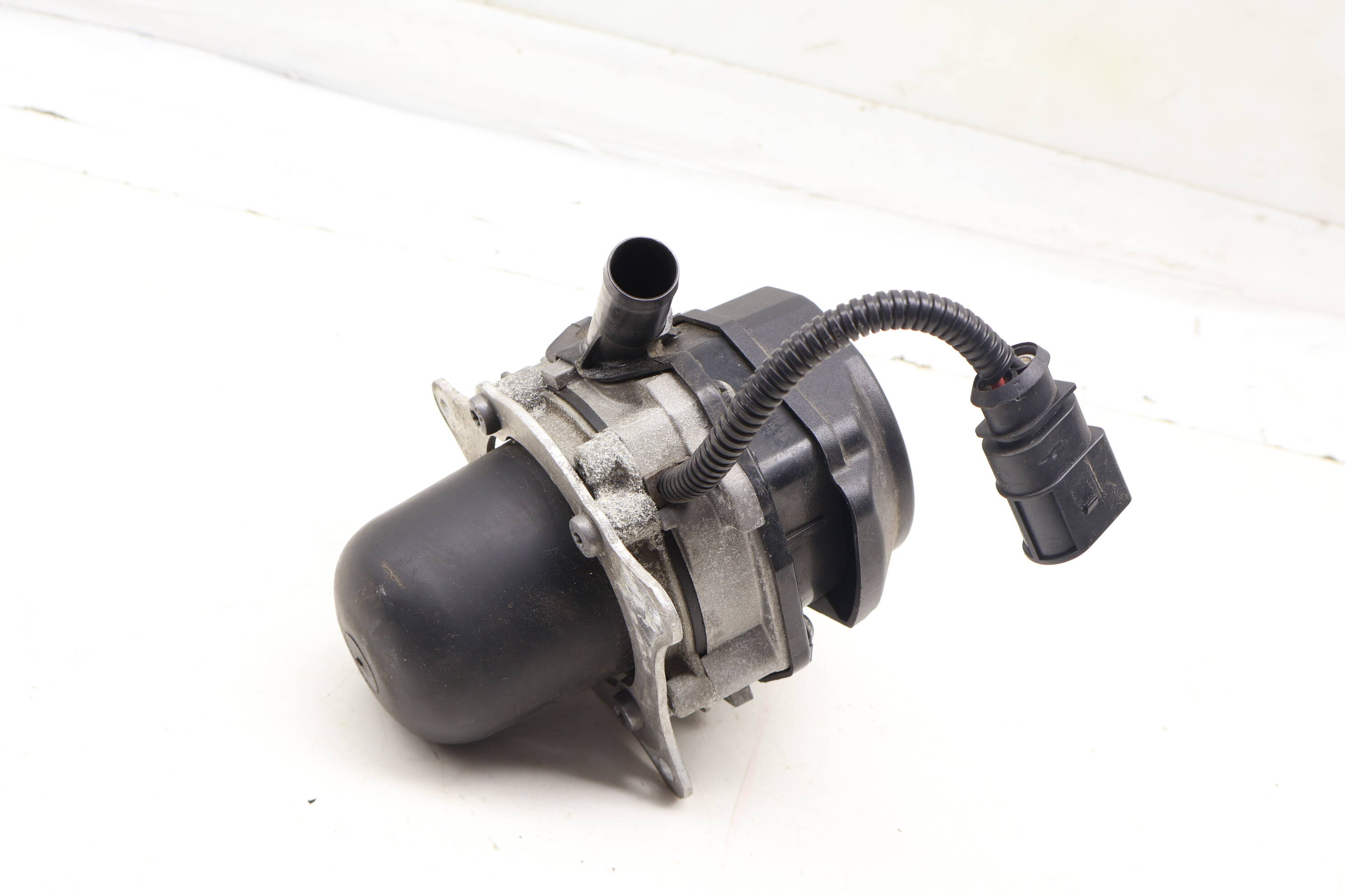 Secondary Air Pump 95B959253