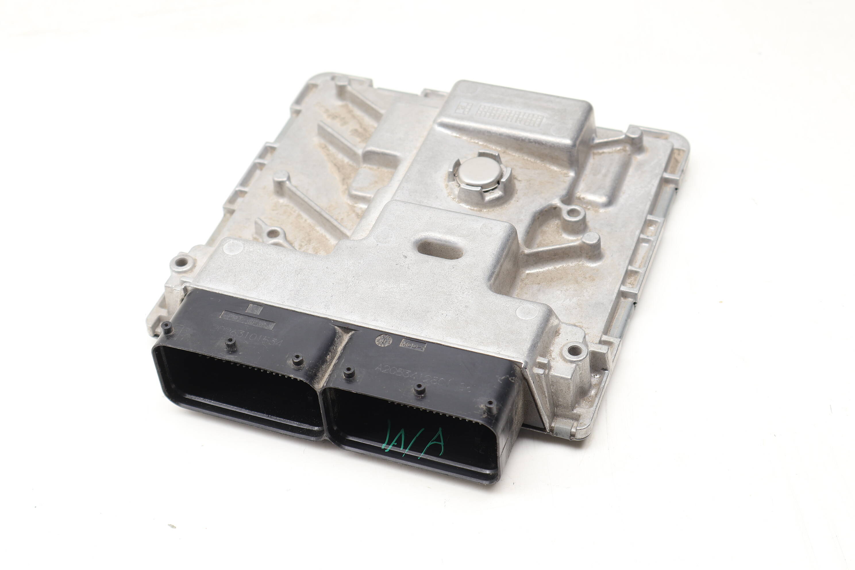 Ecu / Ecm / Engine Control Module 06L907425E