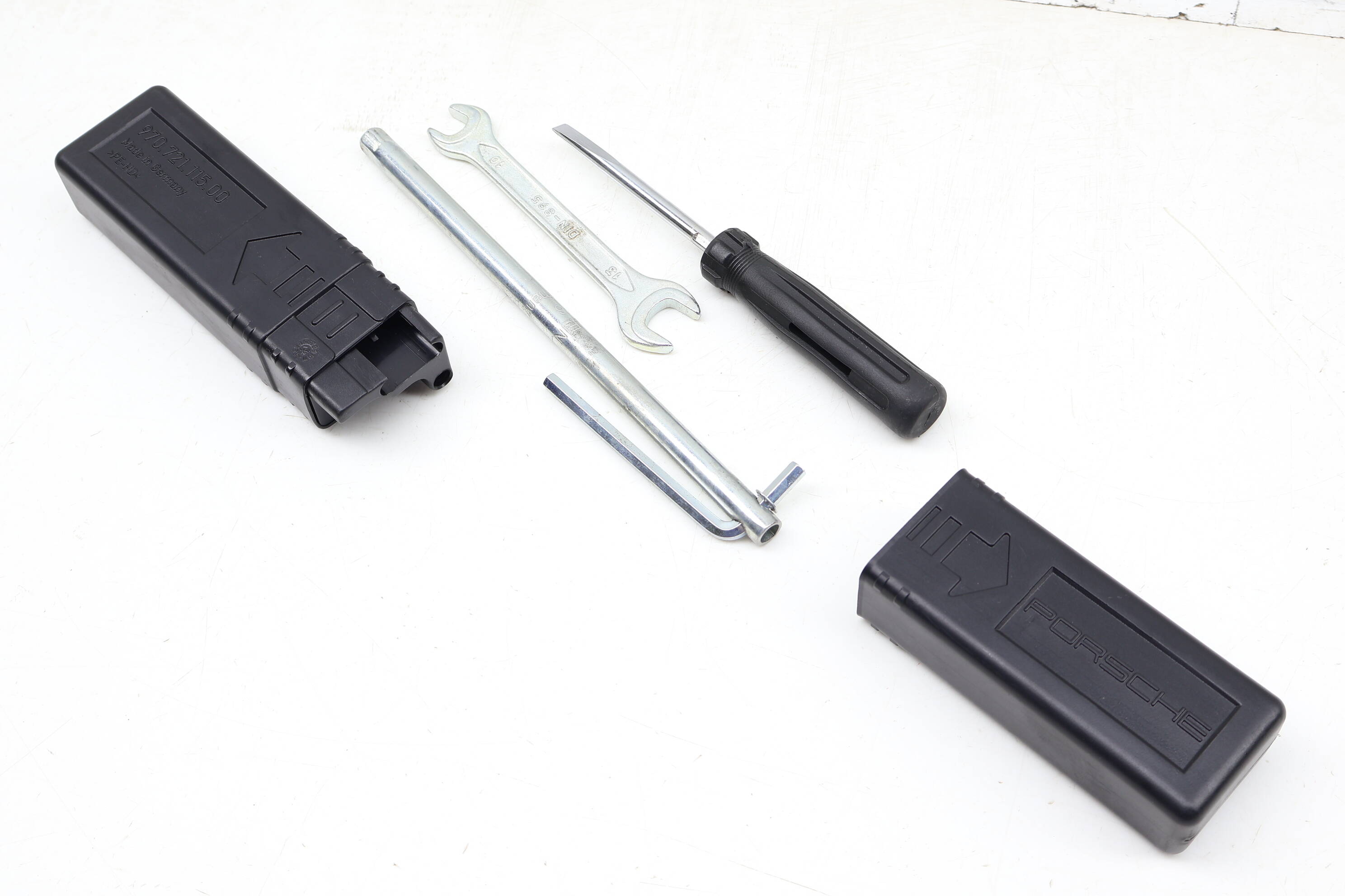 Tool Kit / Box 97072111500