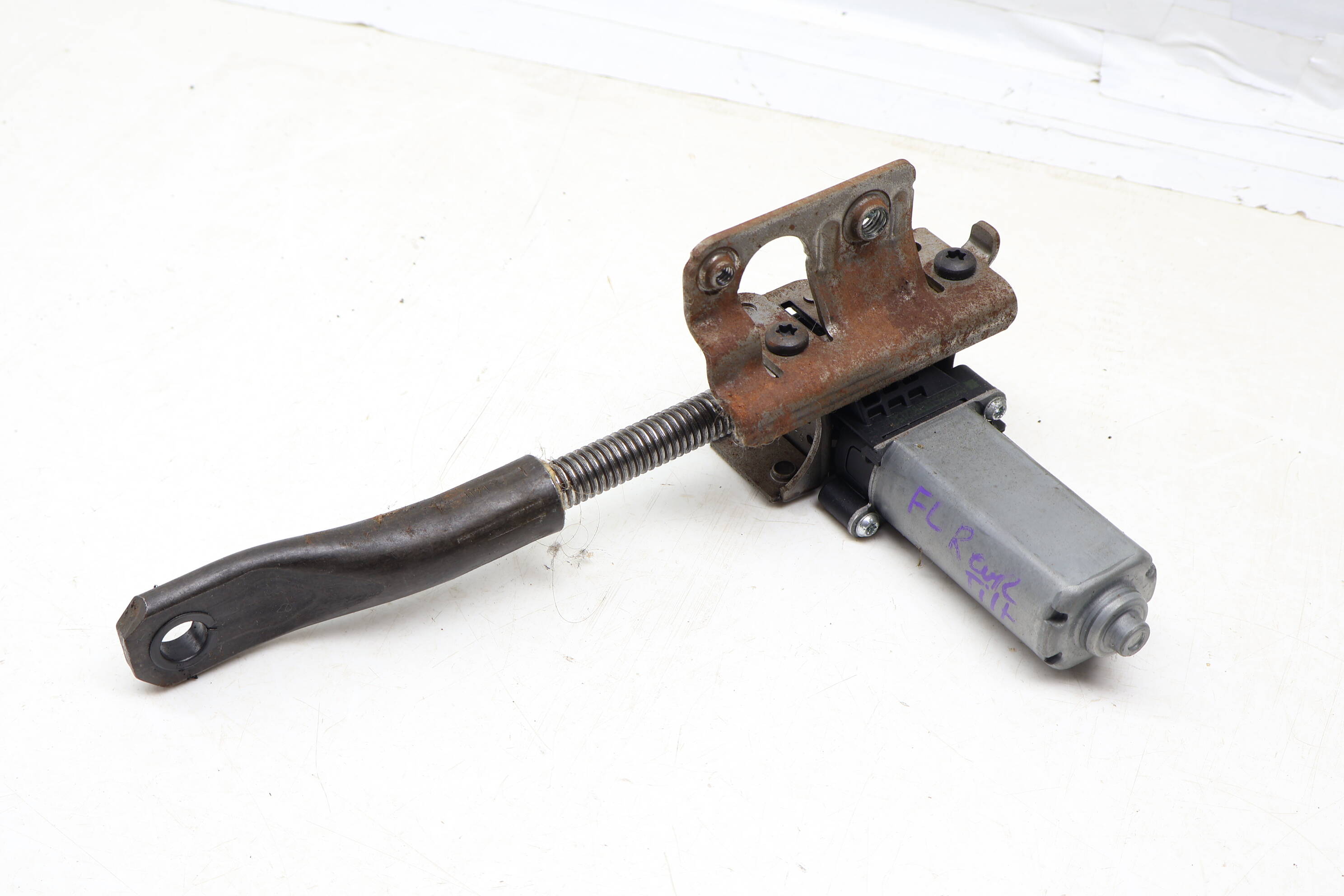 Rear Tilt Seat Motor 561881105D