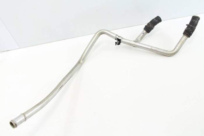 Coolant / Heater Core Return Line / Pipe 7L0819926AJ main product photo