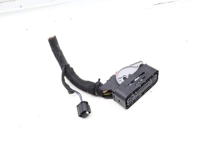 Abs Pump / Module Wiring Connector Plug / Pigtail 8801531 main product photo