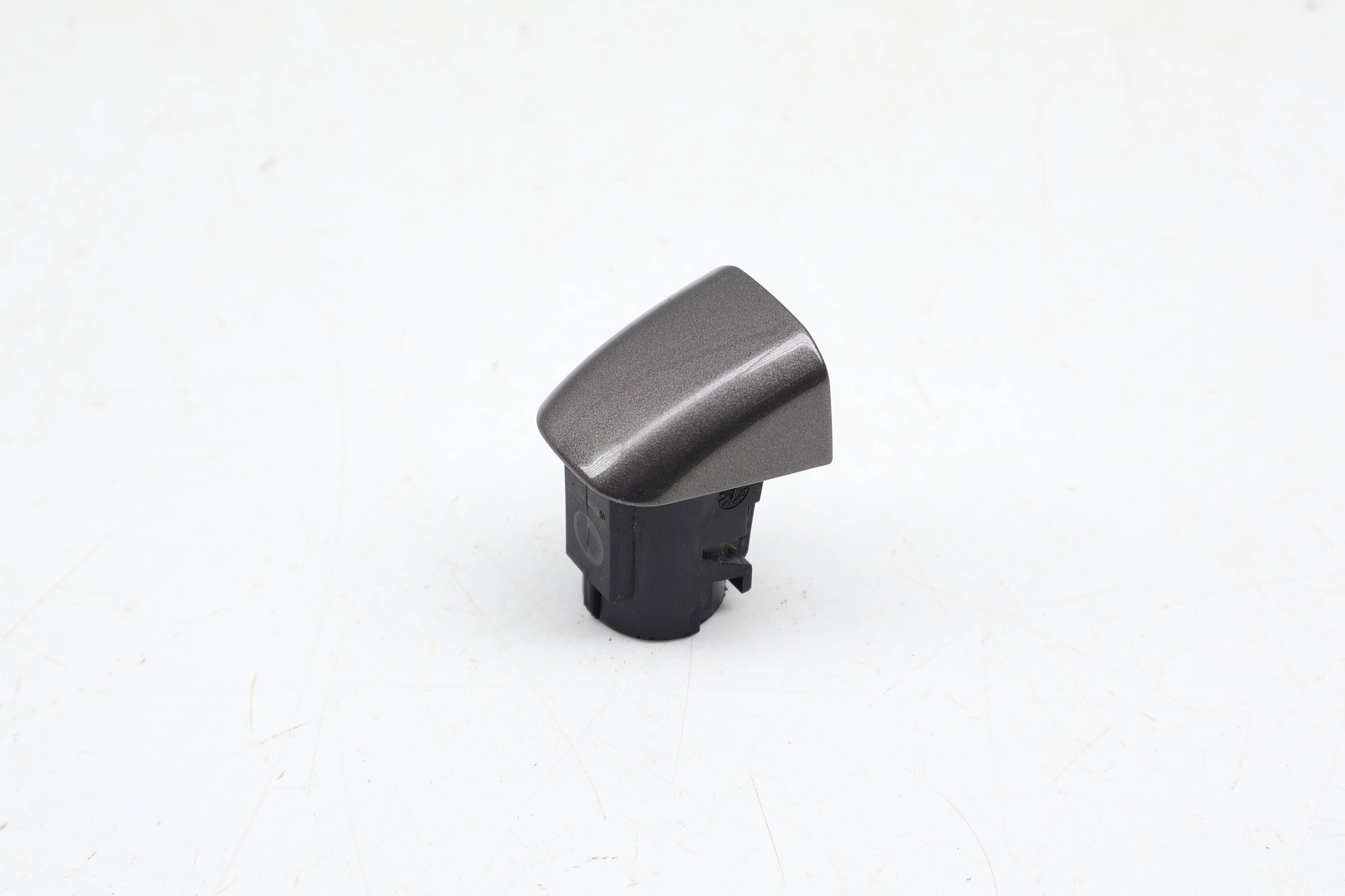 Exterior Door Handle Housing / Cap 8T0837167A