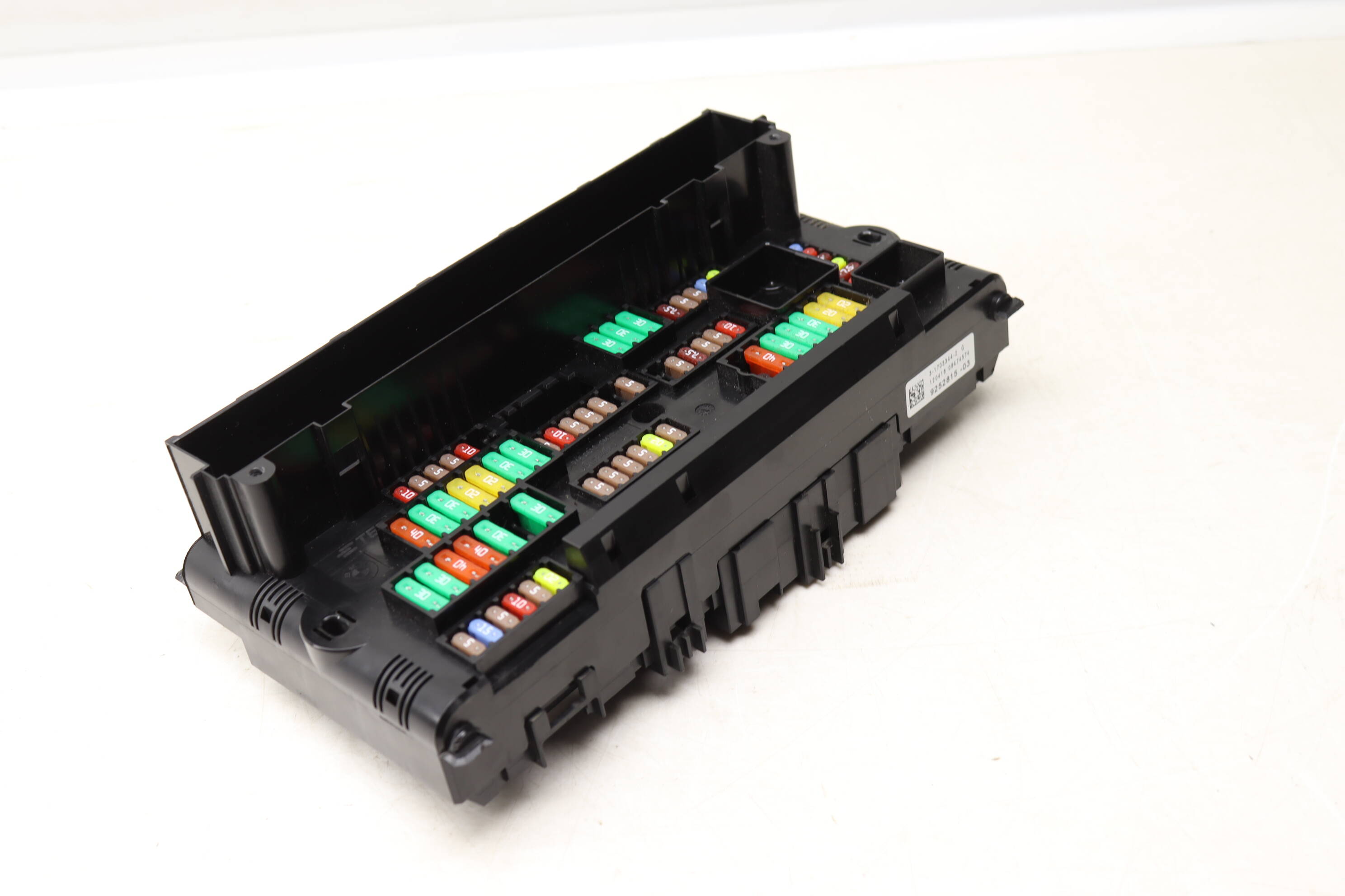 Power Distribution / Fuse Box 61149252815