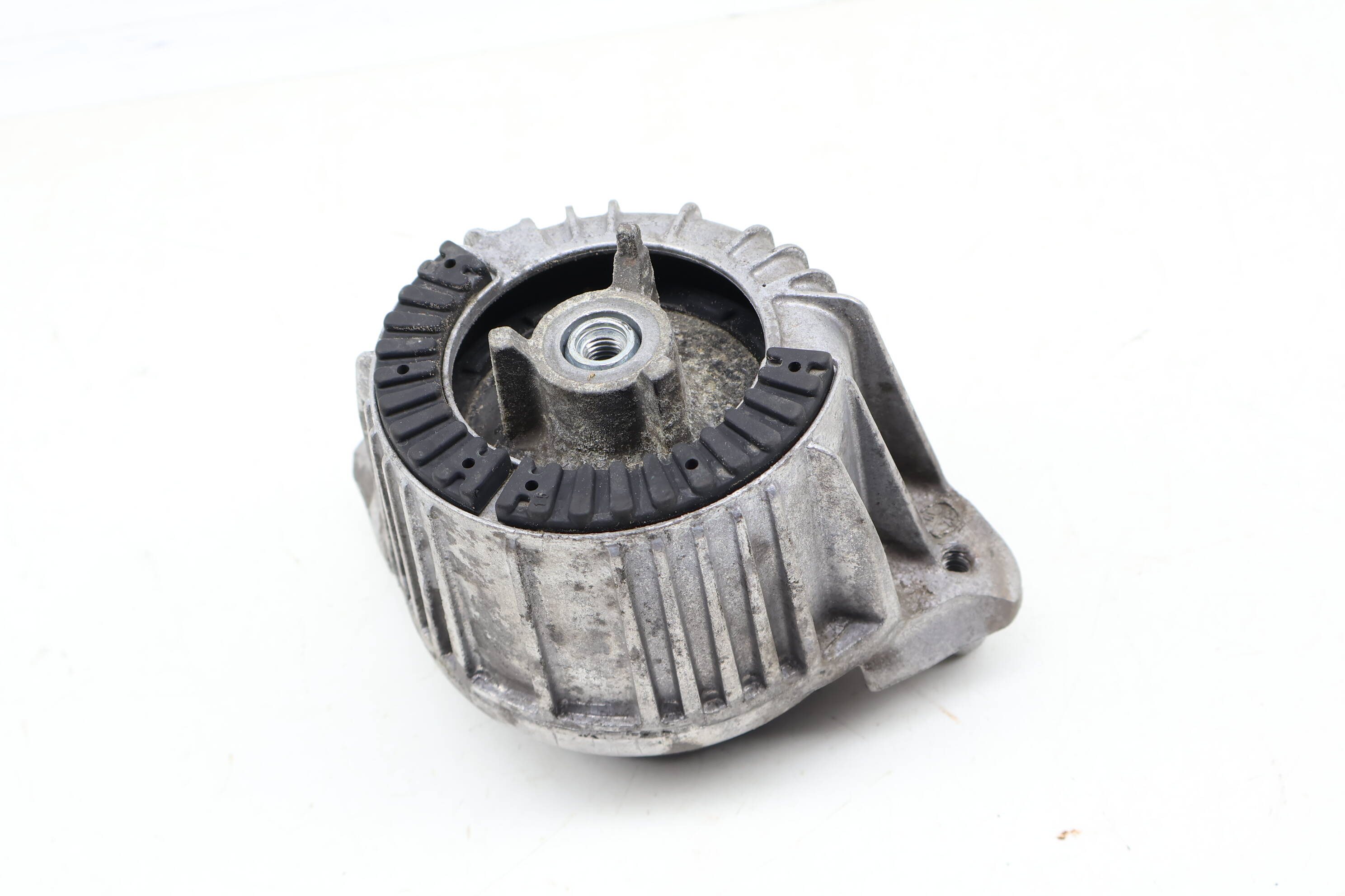 Engine / Motor Mount 2042400417