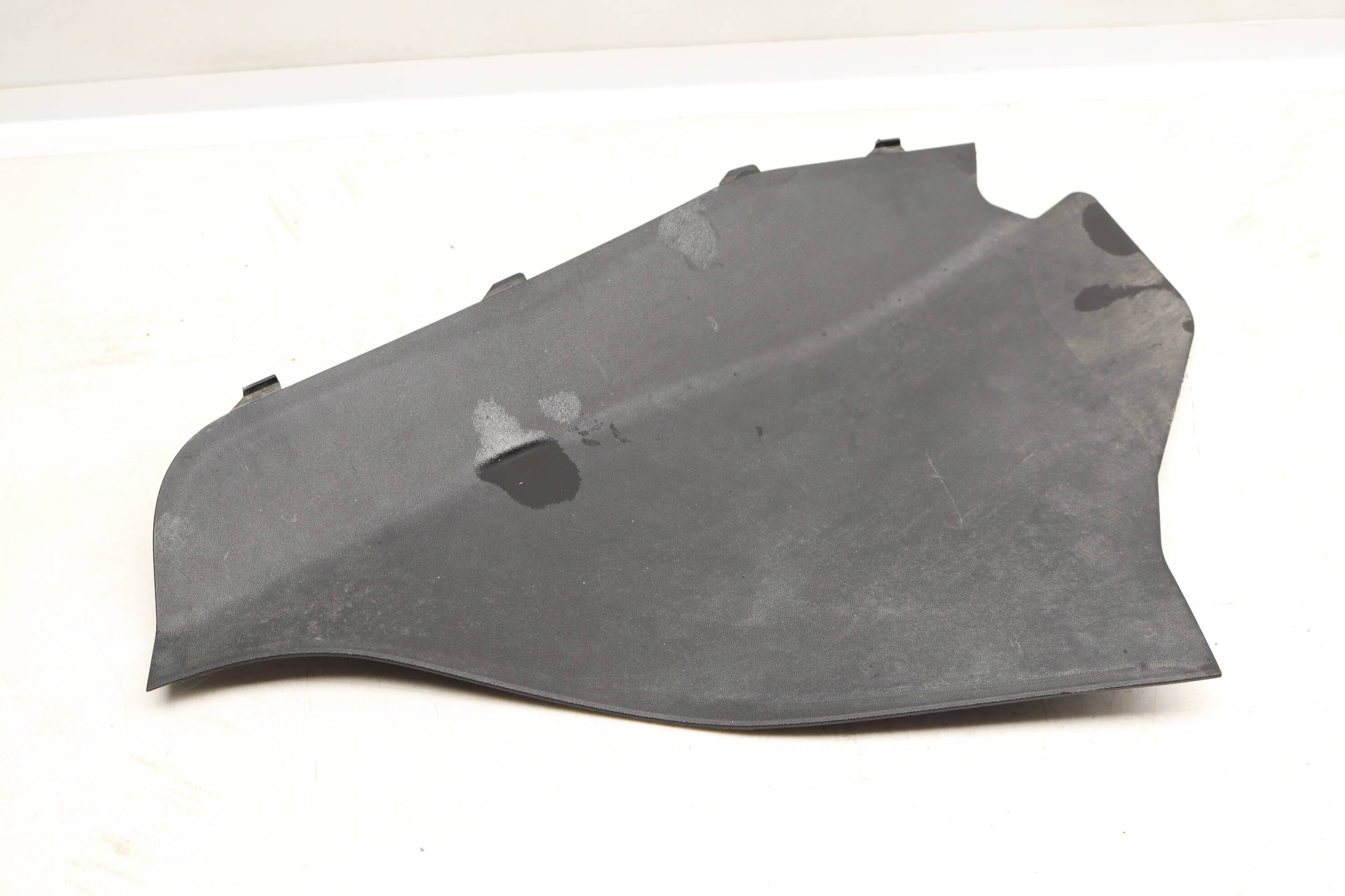 Windshield Cowl Cover / Panel 7P5819175B 95857272902