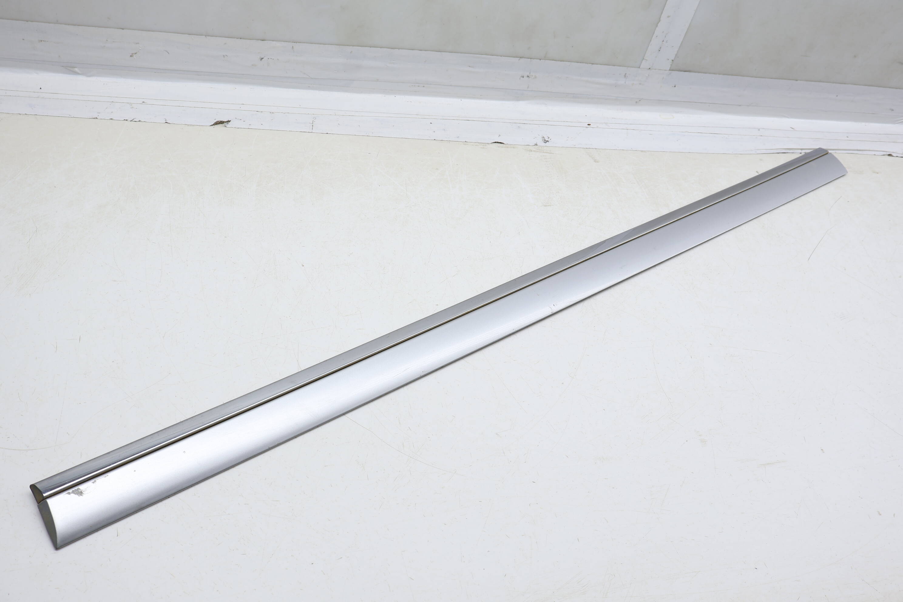 Center Door Molding / Trim 4E0853953D