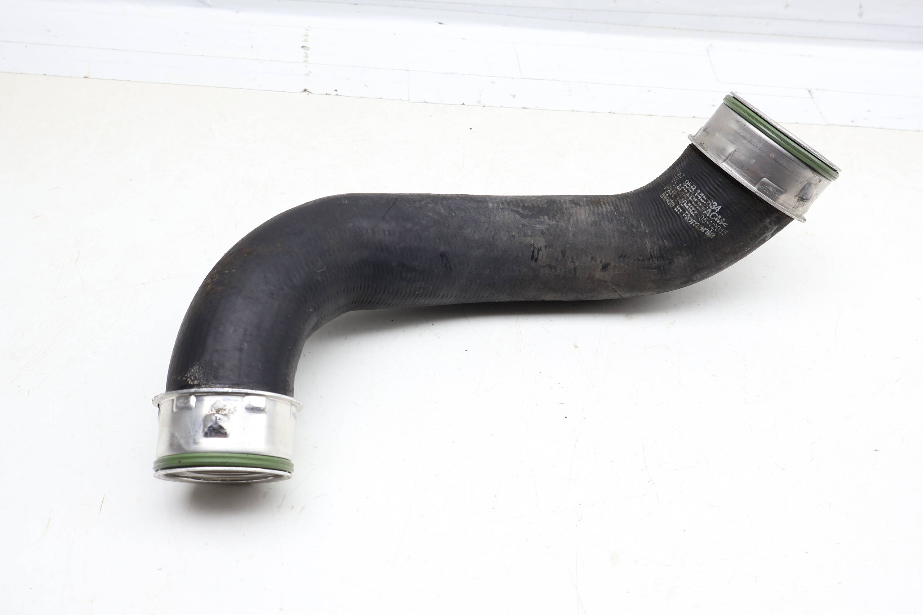 Turbo Intercooler Hose / Line / Tube 95B145834